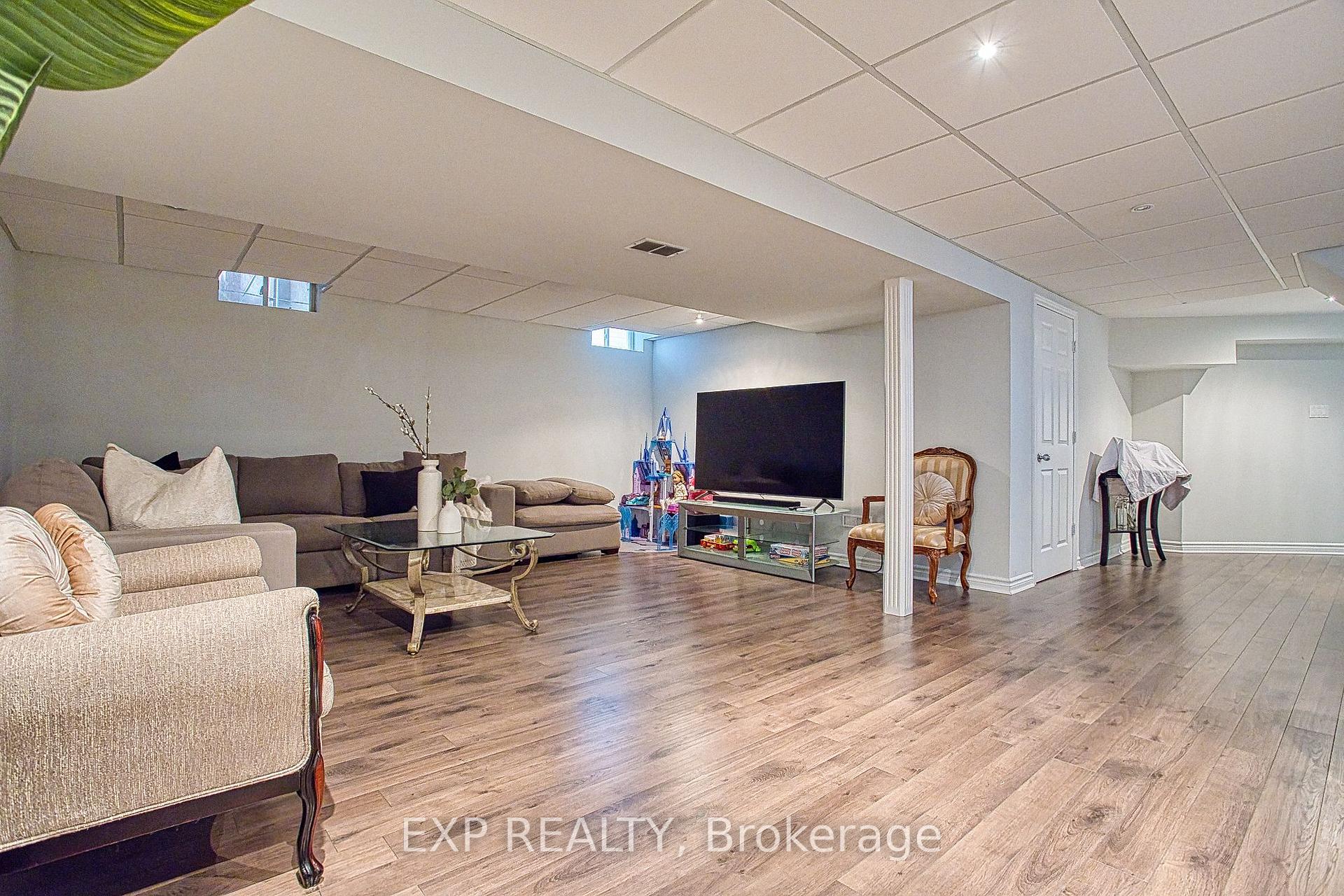 Photo 28 of 41 Aspen Drive, Grimsby, Grimsby West — HOMEH