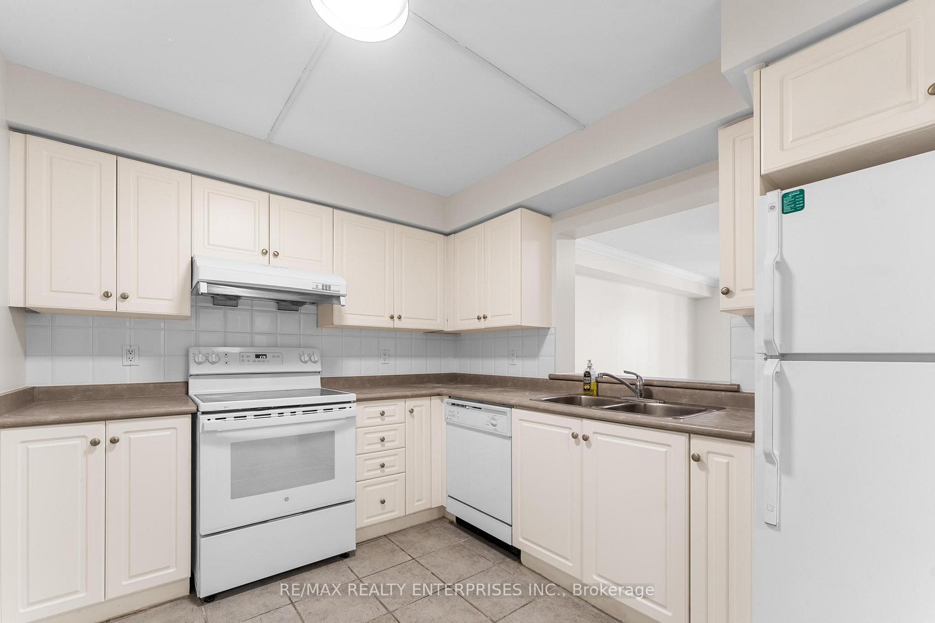 Photo 8 of Unit 607, 228 Bonis Avenue, Scarborough, Tam O'Shanter-Sullivan — HOMEH