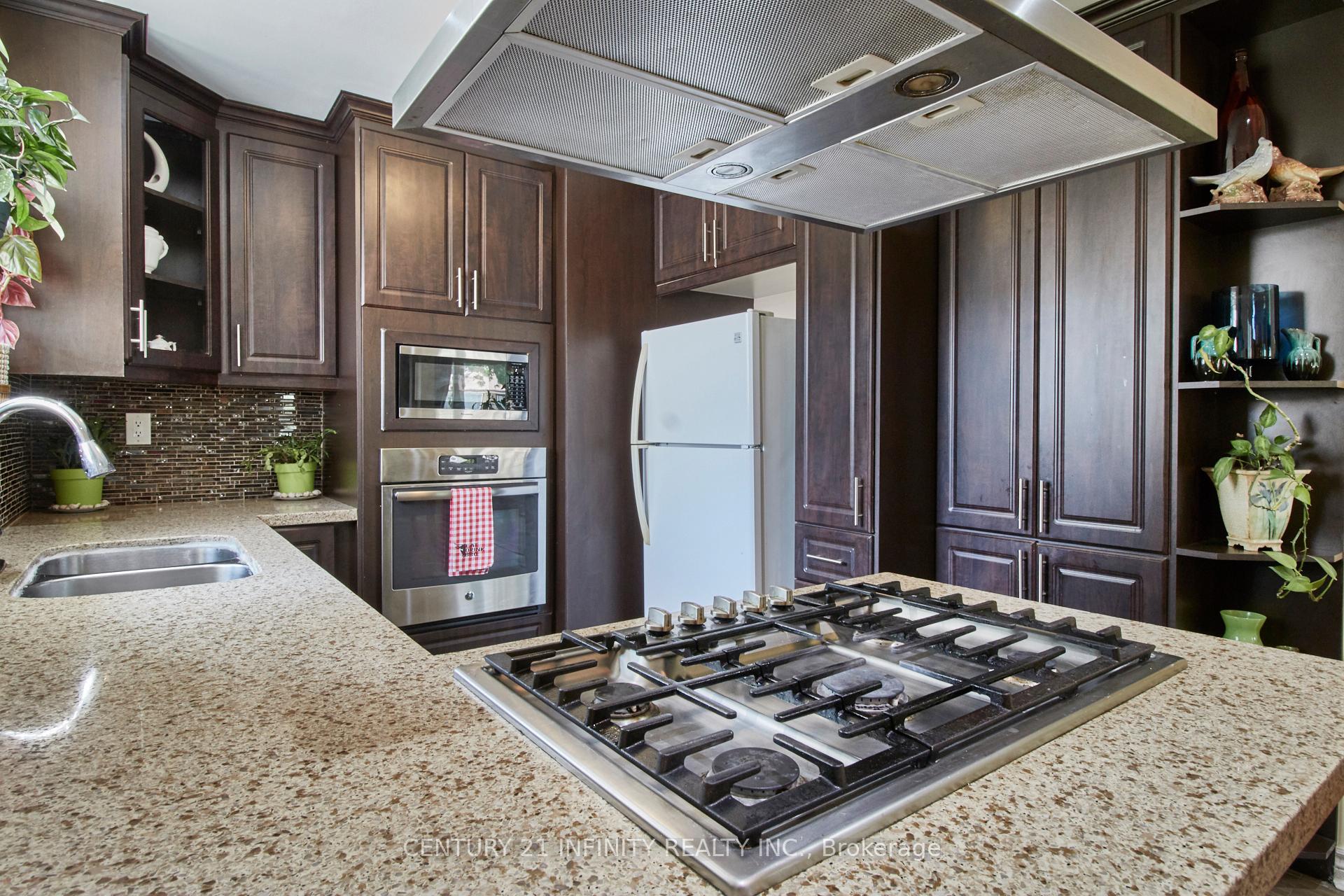 Photo 32 of 868 Antonio Street, Pickering, Bay Ridges — HOMEH