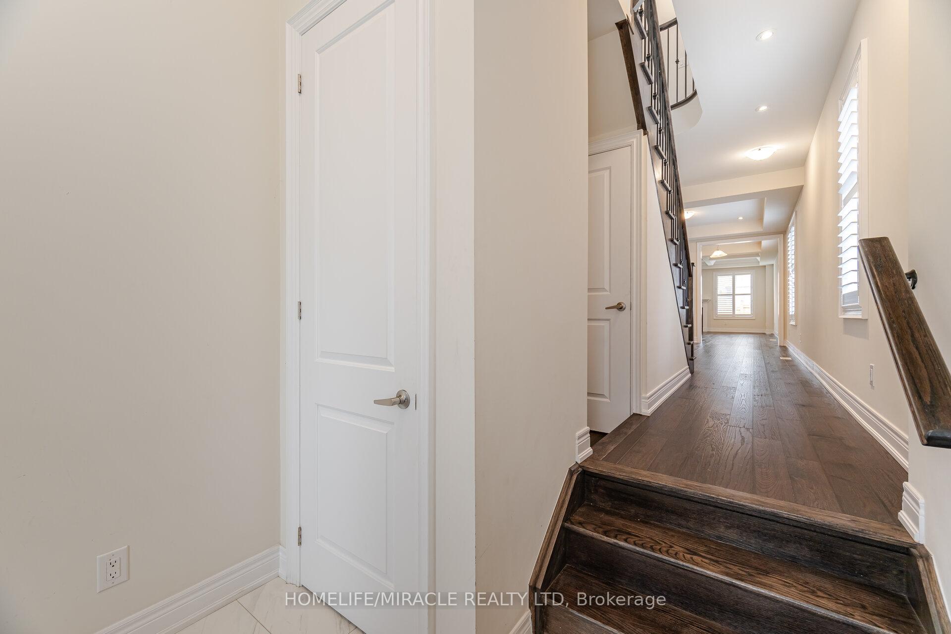 Photo 3 of 30 Gillivary Drive, Whitby, Rural Whitby — HOMEH