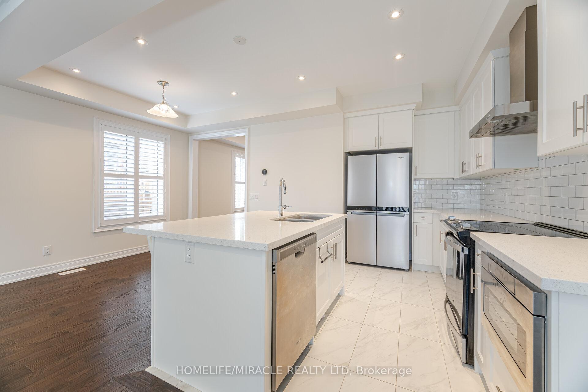 Photo 8 of 30 Gillivary Drive, Whitby, Rural Whitby — HOMEH