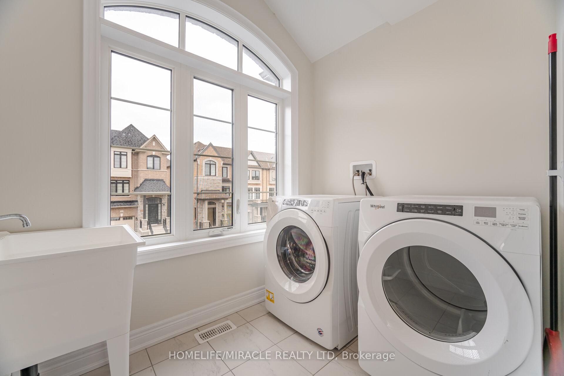 Photo 31 of 30 Gillivary Drive, Whitby, Rural Whitby — HOMEH