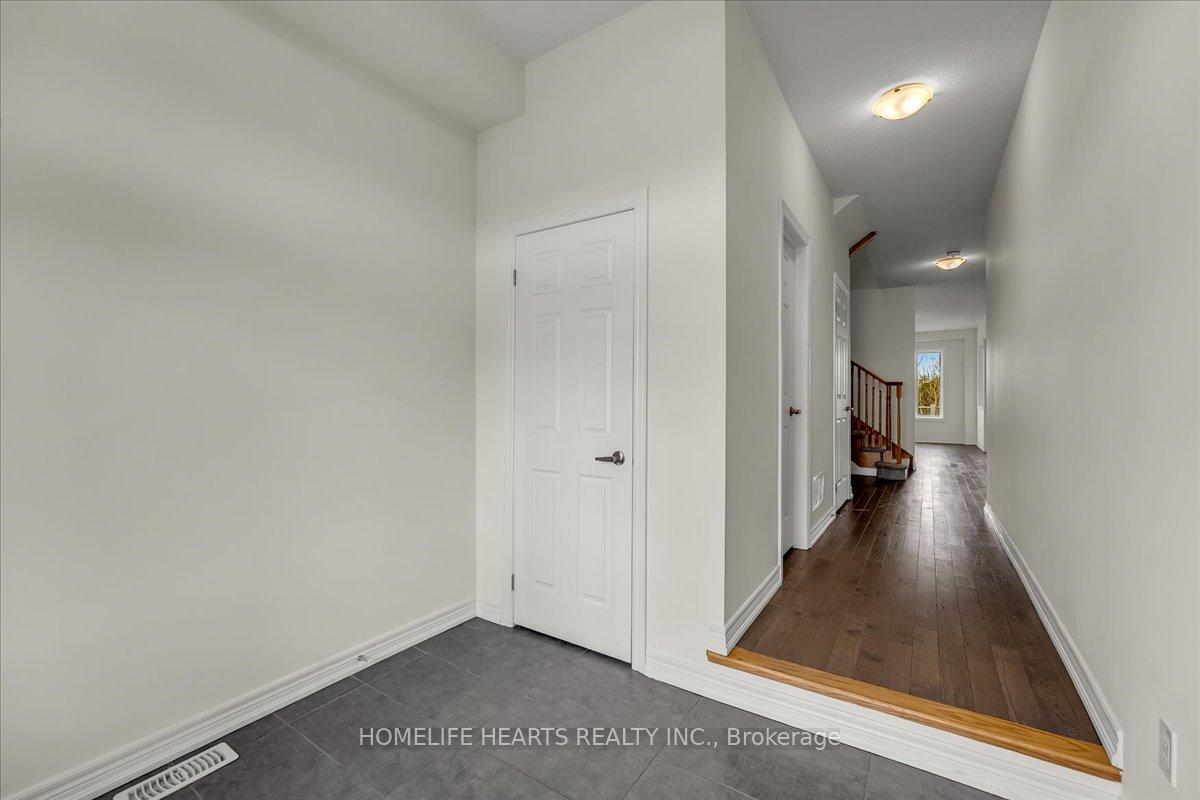 Photo 6 of Unit #11, 166 Deerpath Drive, Guelph, Willow West/Sugarbush/West Acres — HOMEH
