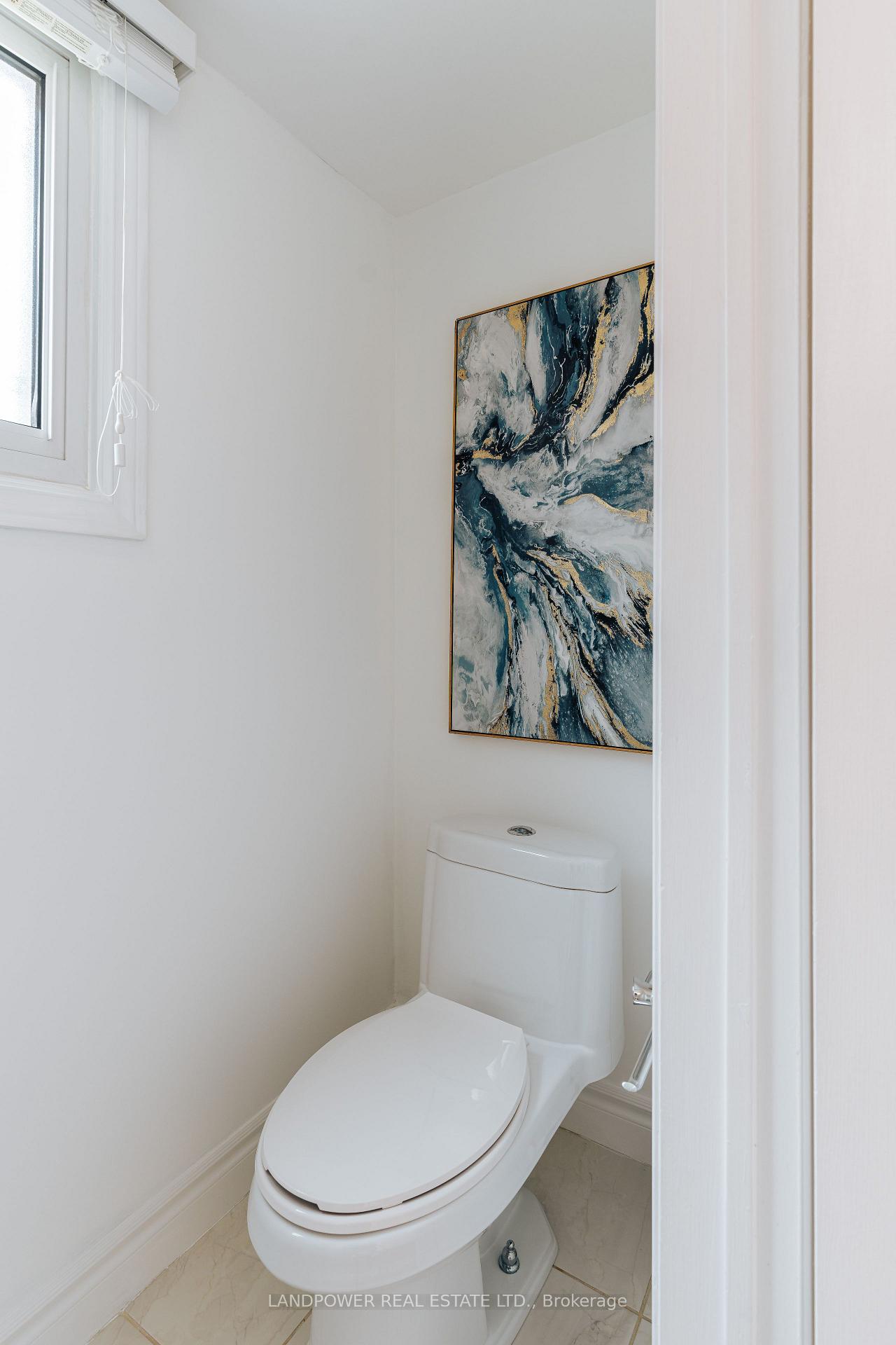 Photo 3 of 94 Kyla Crescent, Markham, Milliken Mills East — HOMEH
