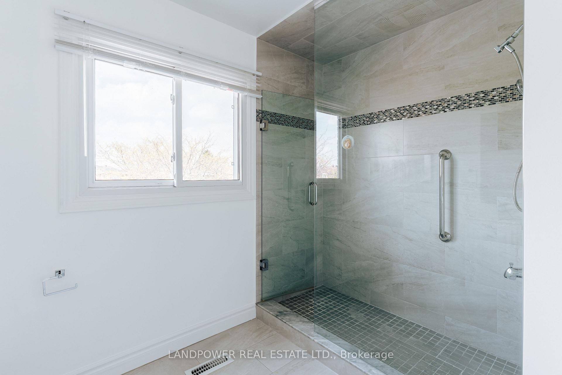 Photo 24 of 94 Kyla Crescent, Markham, Milliken Mills East — HOMEH