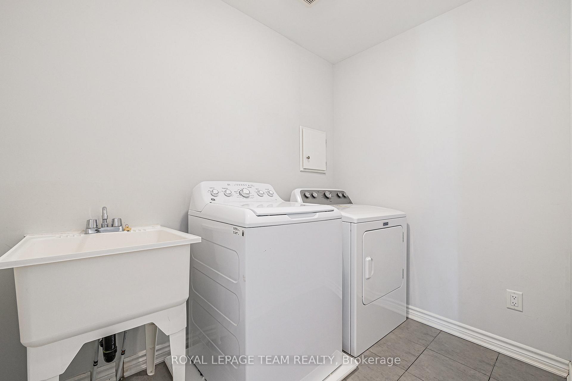Photo 58 of 307 Lipizzaner Street, Ottawa, Stittsville (South) — HOMEH