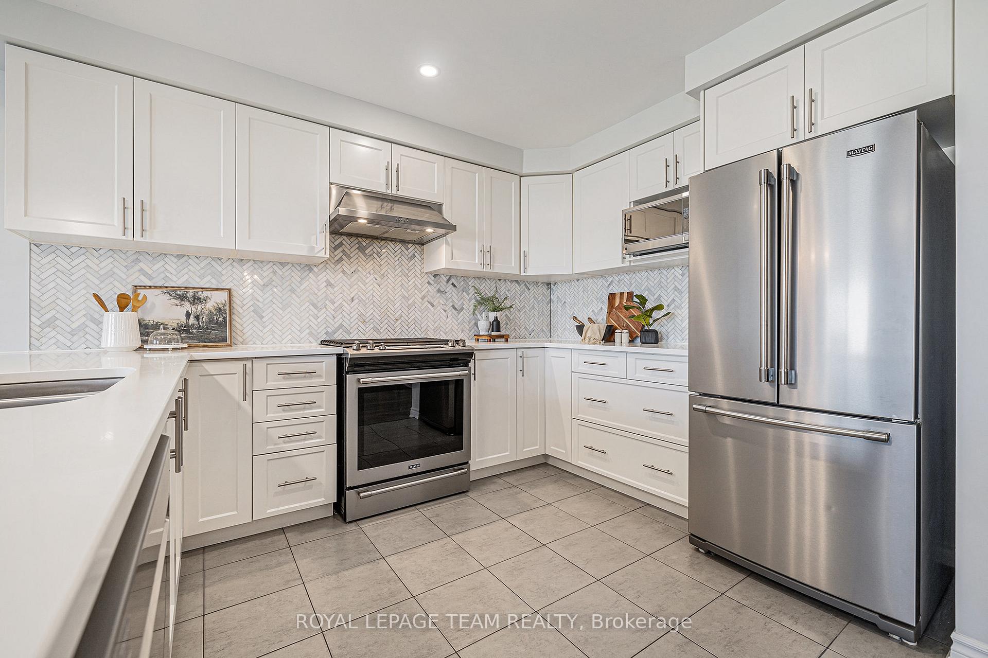 Photo 35 of 307 Lipizzaner Street, Ottawa, Stittsville (South) — HOMEH