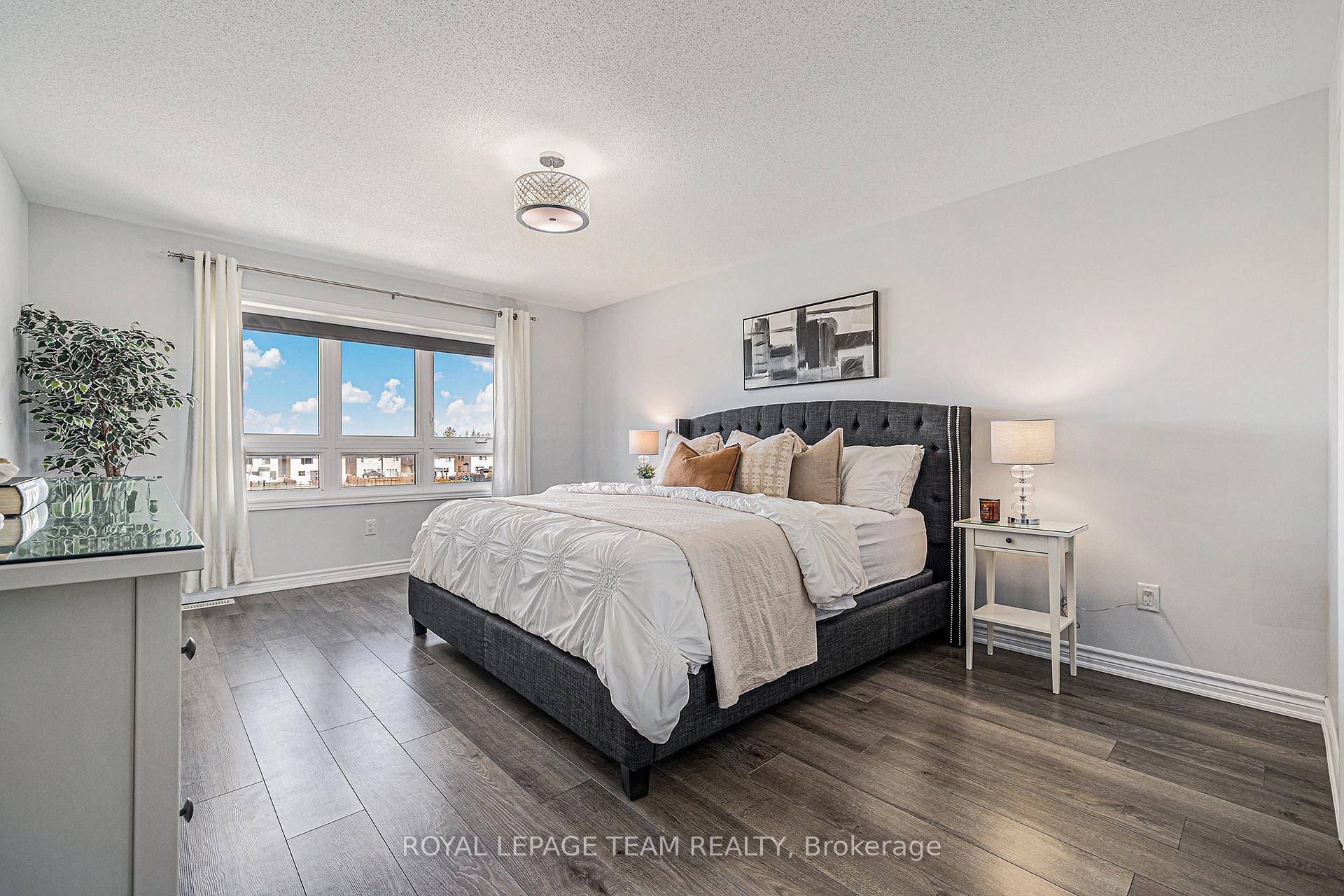 Photo 37 of 307 Lipizzaner Street, Ottawa, Stittsville (South) — HOMEH