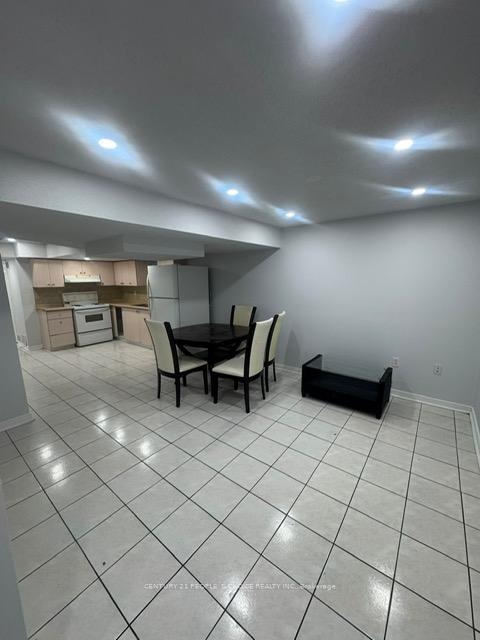 Photo 2 of Unit Bsmt #2, 3 Chapparal Drive, Brampton, Sandringham-Wellington — HOMEH