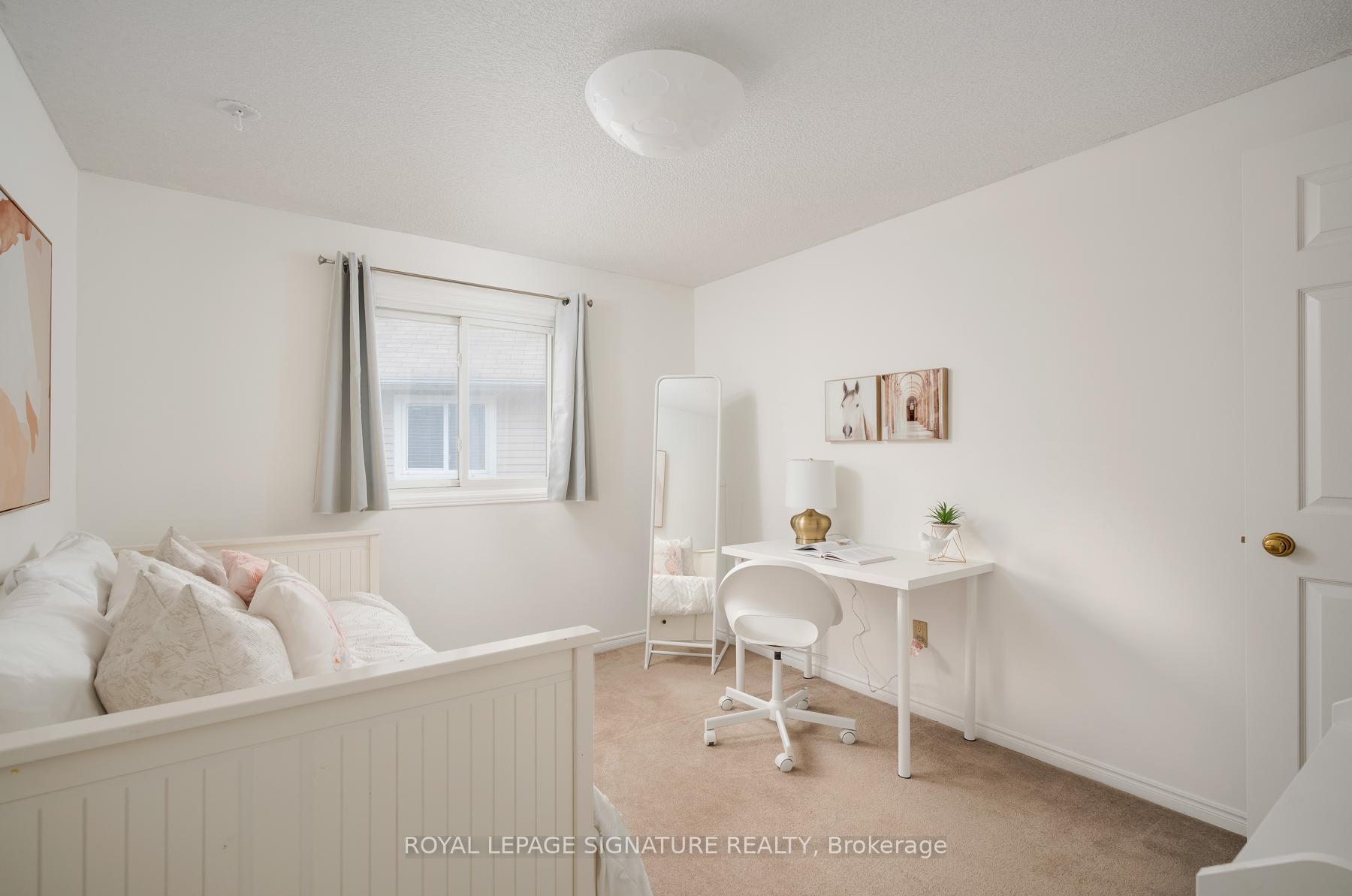 Photo 25 of 1730 Echo Point Court, Pickering, Liverpool — HOMEH
