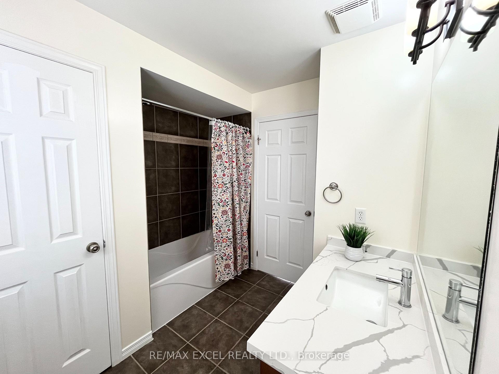 Photo 30 of 54 Grasswood Street, Kitchener — HOMEH
