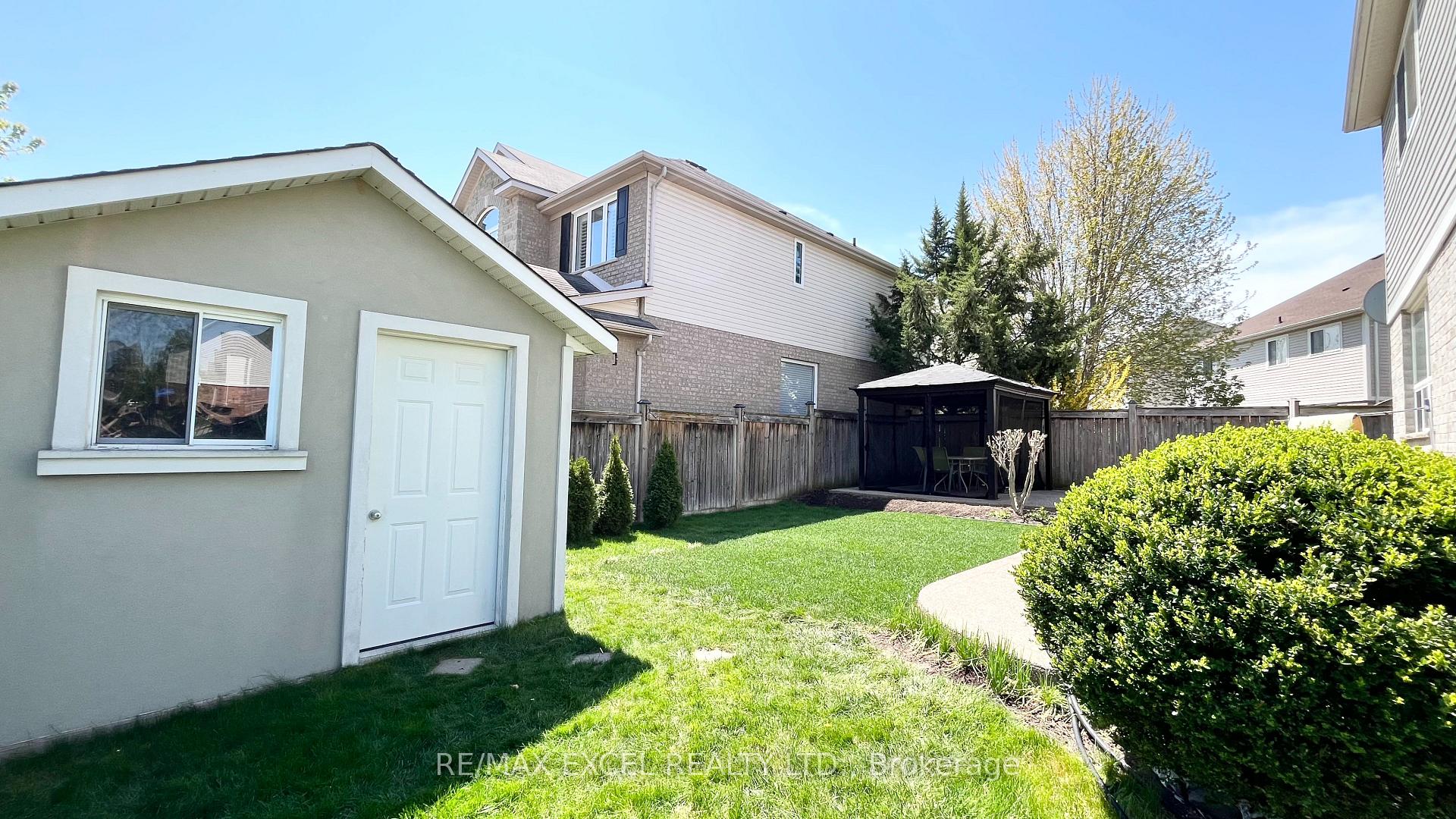 Photo 33 of 54 Grasswood Street, Kitchener — HOMEH