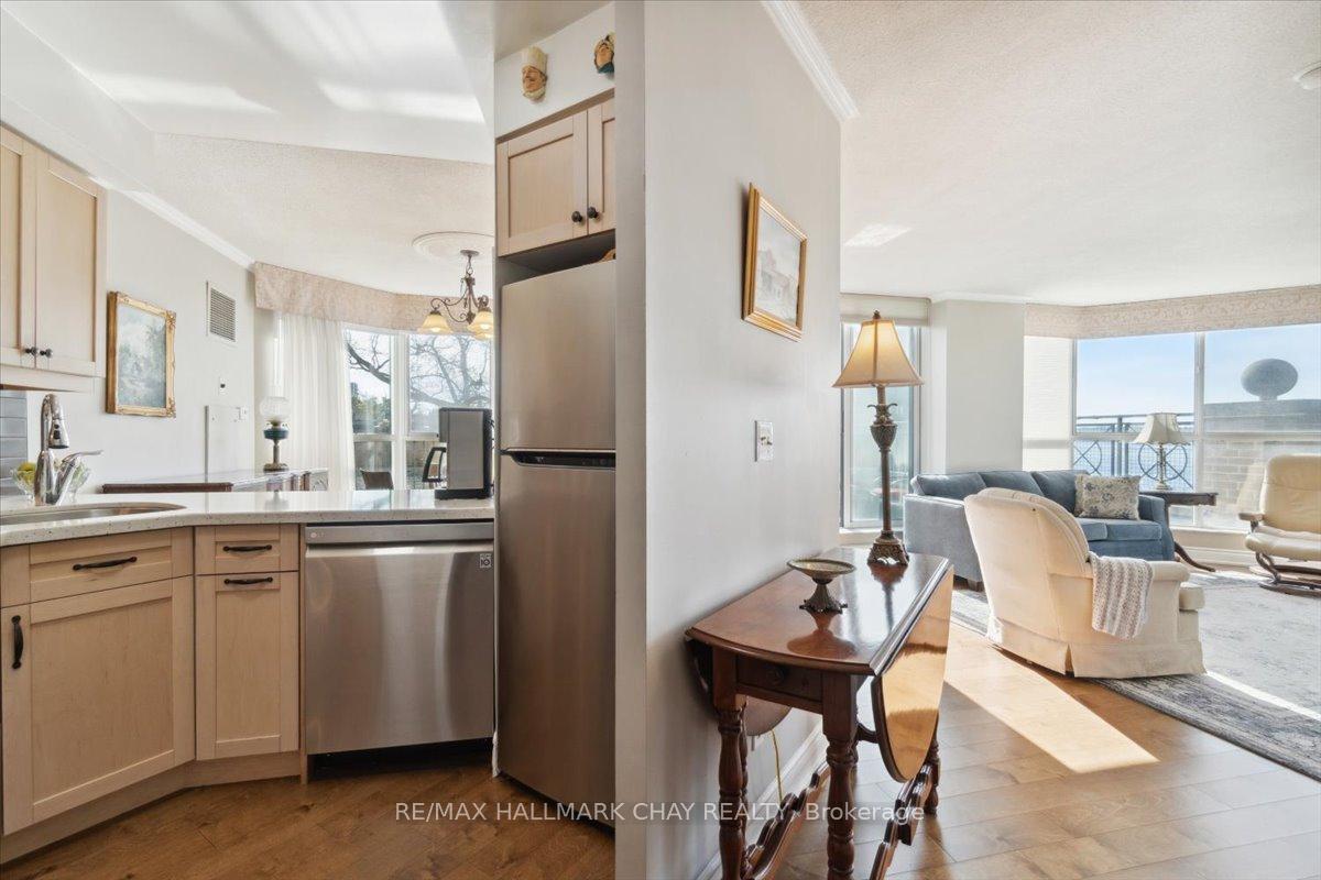 Photo 12 of Unit 307, 150 Dunlop Street E, Barrie, City Centre — HOMEH