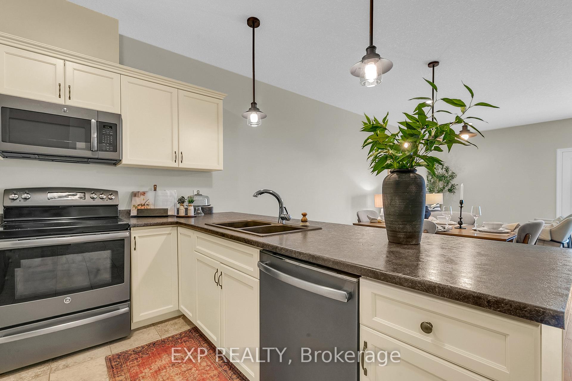 Photo 8 of 132 Krotz Street, North Perth, Listowel — HOMEH