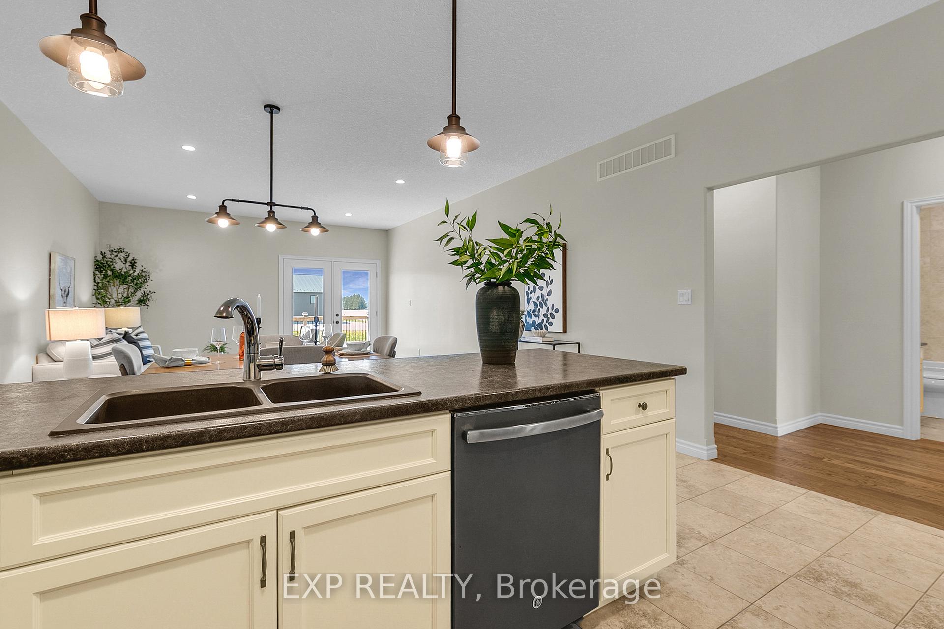 Photo 10 of 132 Krotz Street, North Perth, Listowel — HOMEH