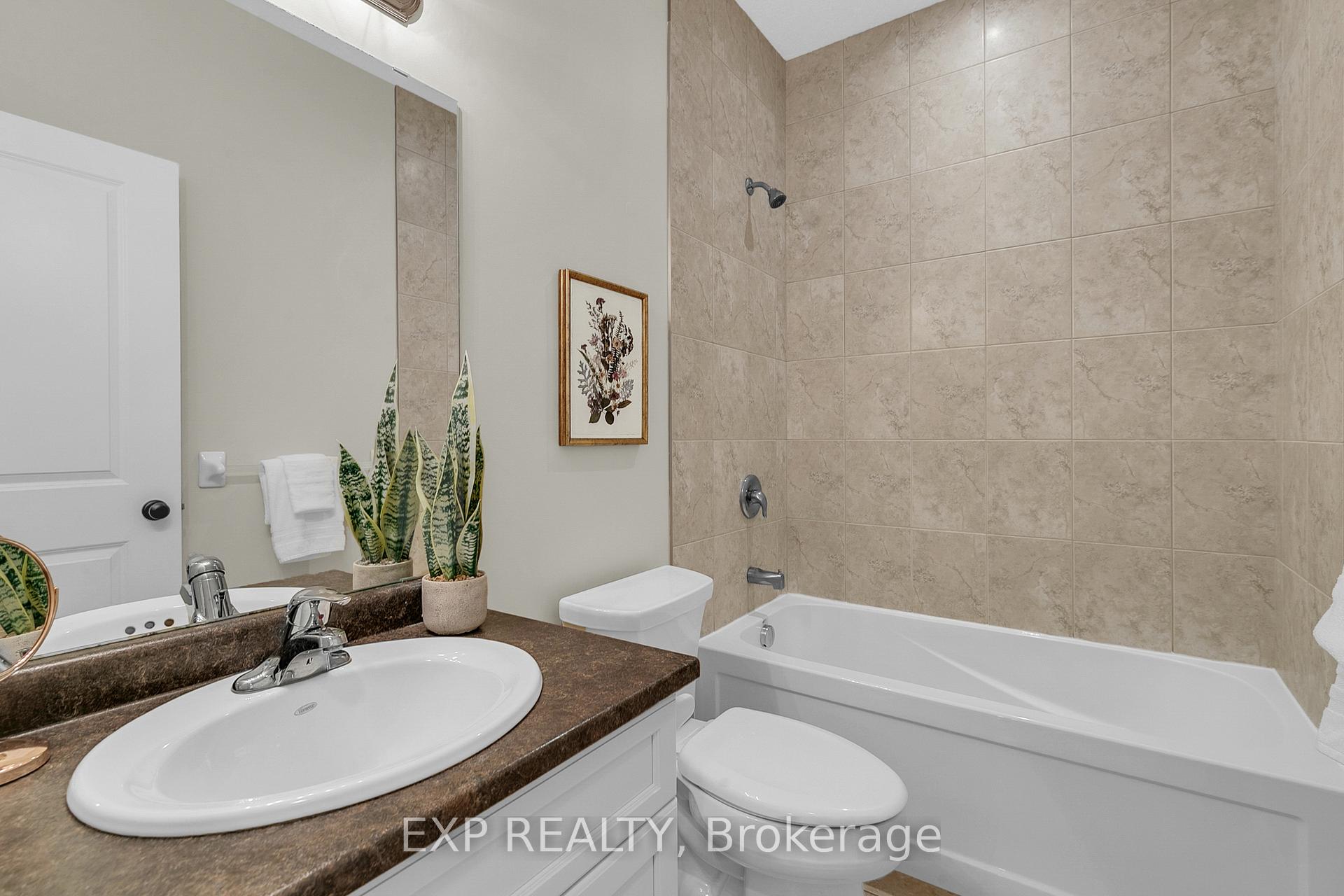 Photo 13 of 132 Krotz Street, North Perth, Listowel — HOMEH