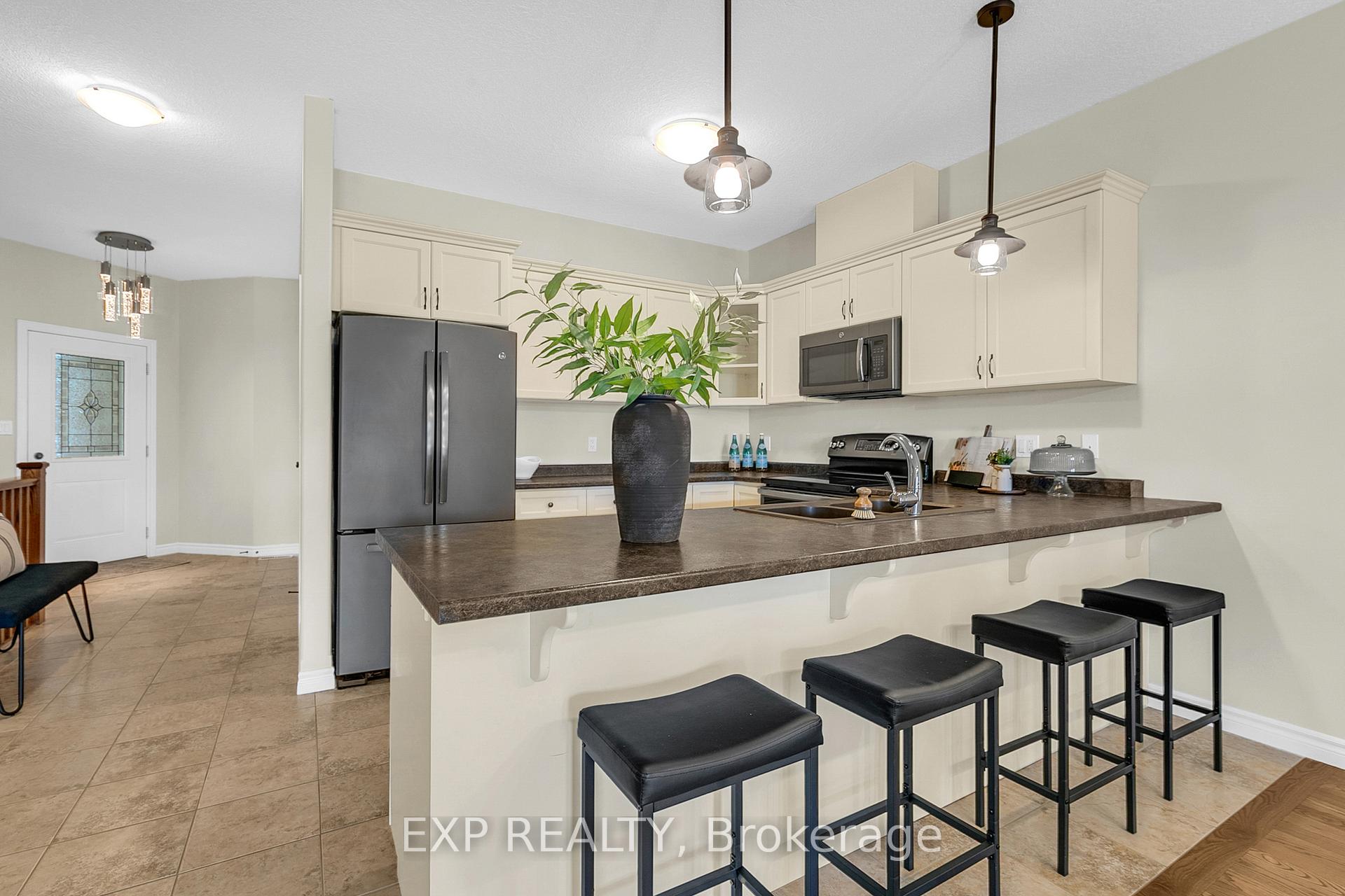 Photo 27 of 132 Krotz Street, North Perth, Listowel — HOMEH