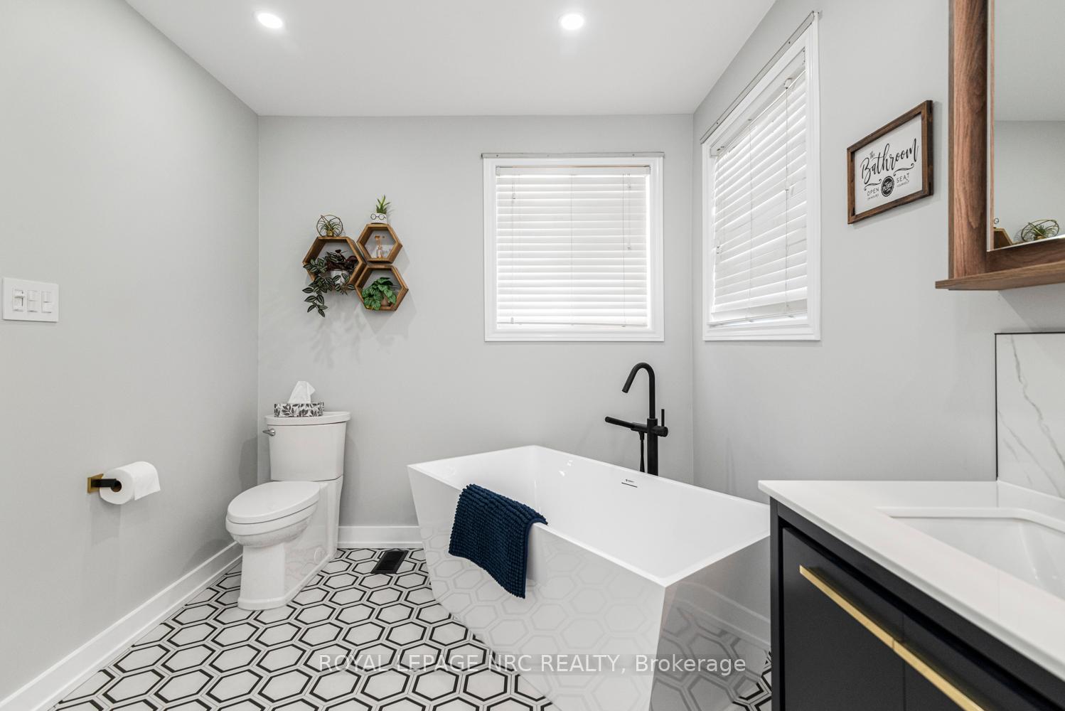 Photo 20 of 54 Stonepine Crescent, Hamilton, Gourley — HOMEH