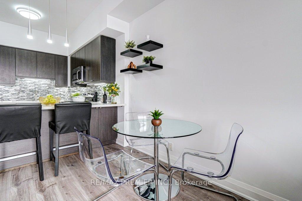 Photo 16 of Unit 1004, 12 Woodstream Boulevard, Vaughan, Vaughan Grove — HOMEH