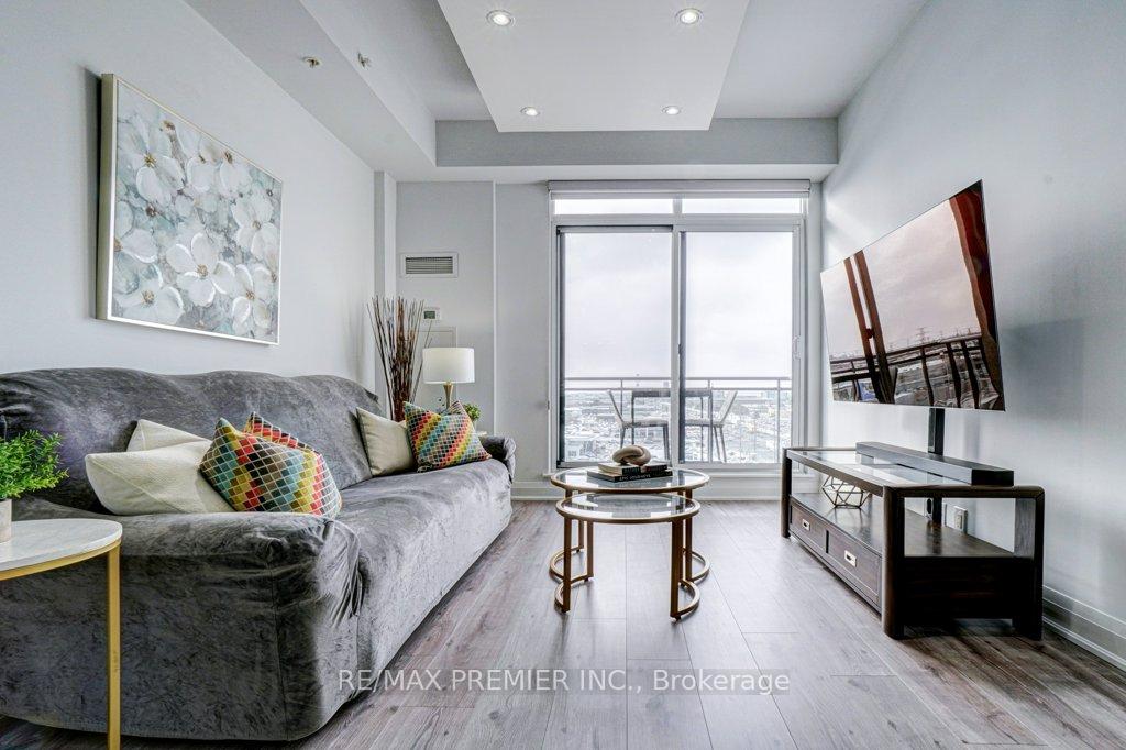 Photo 19 of Unit 1004, 12 Woodstream Boulevard, Vaughan, Vaughan Grove — HOMEH