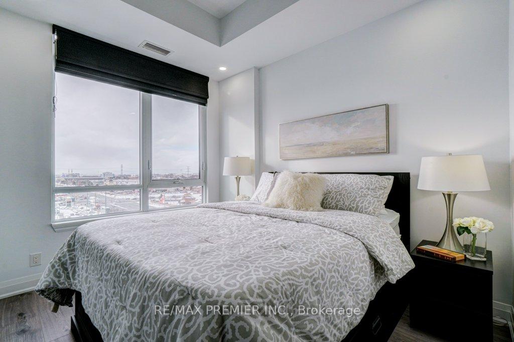 Photo 24 of Unit 1004, 12 Woodstream Boulevard, Vaughan, Vaughan Grove — HOMEH