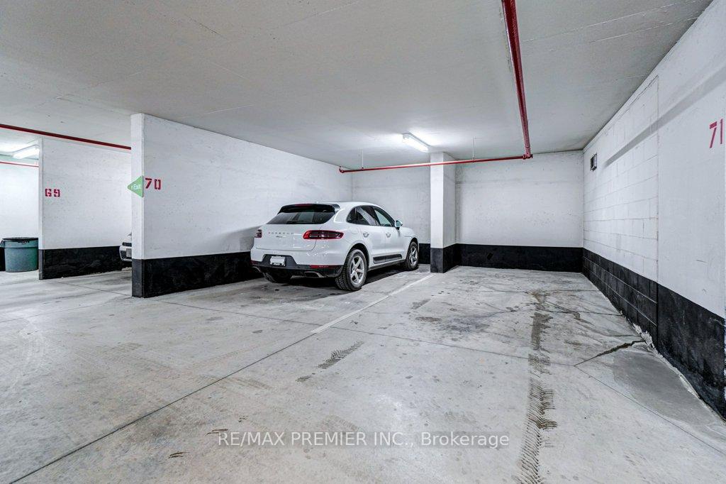 Photo 27 of Unit 1004, 12 Woodstream Boulevard, Vaughan, Vaughan Grove — HOMEH