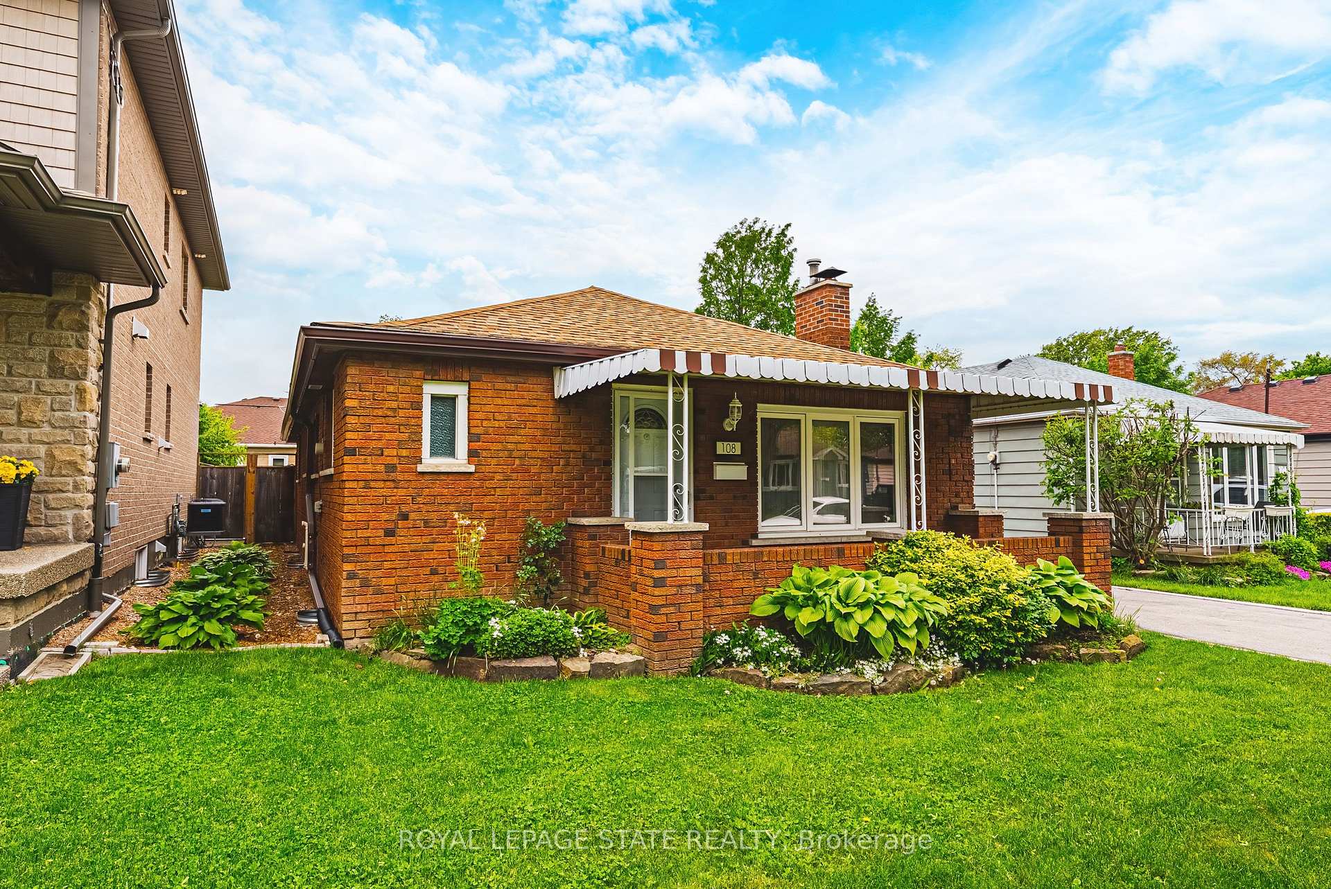 Photo 4 of 108 East 44th Street, Hamilton, Sunninghill — HOMEH