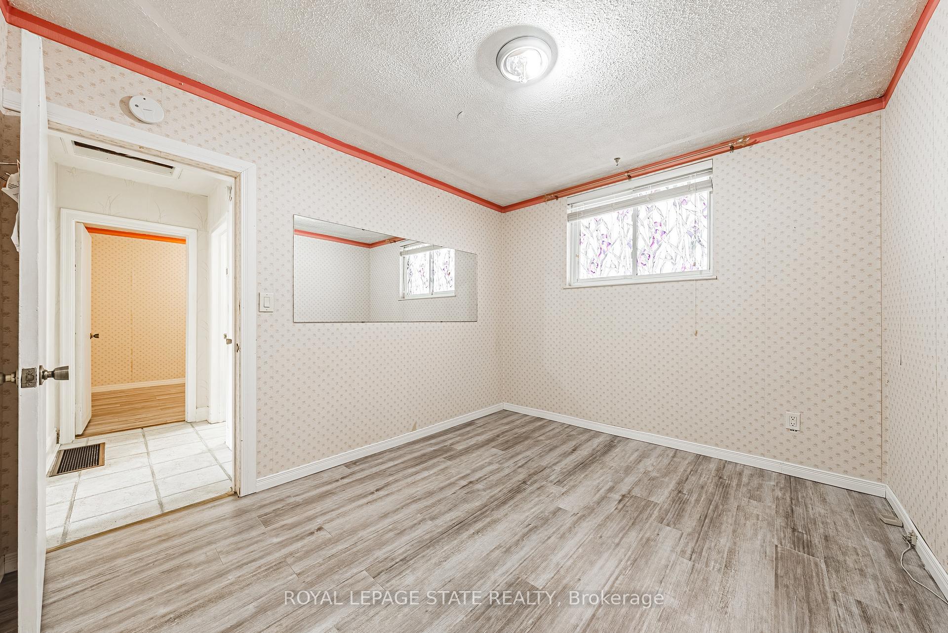 Photo 17 of 108 East 44th Street, Hamilton, Sunninghill — HOMEH