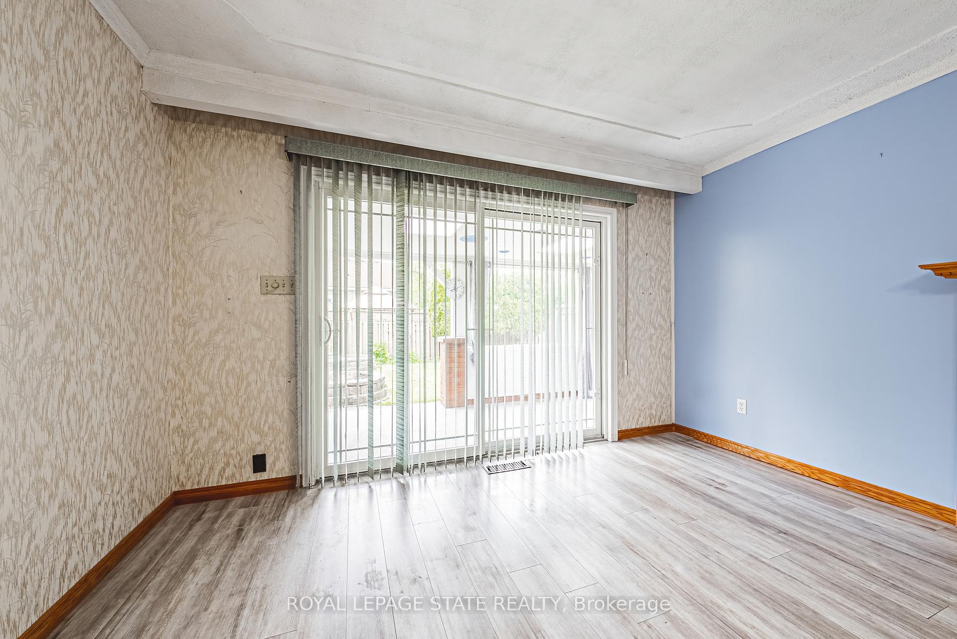 Photo 28 of 108 East 44th Street, Hamilton, Sunninghill — HOMEH