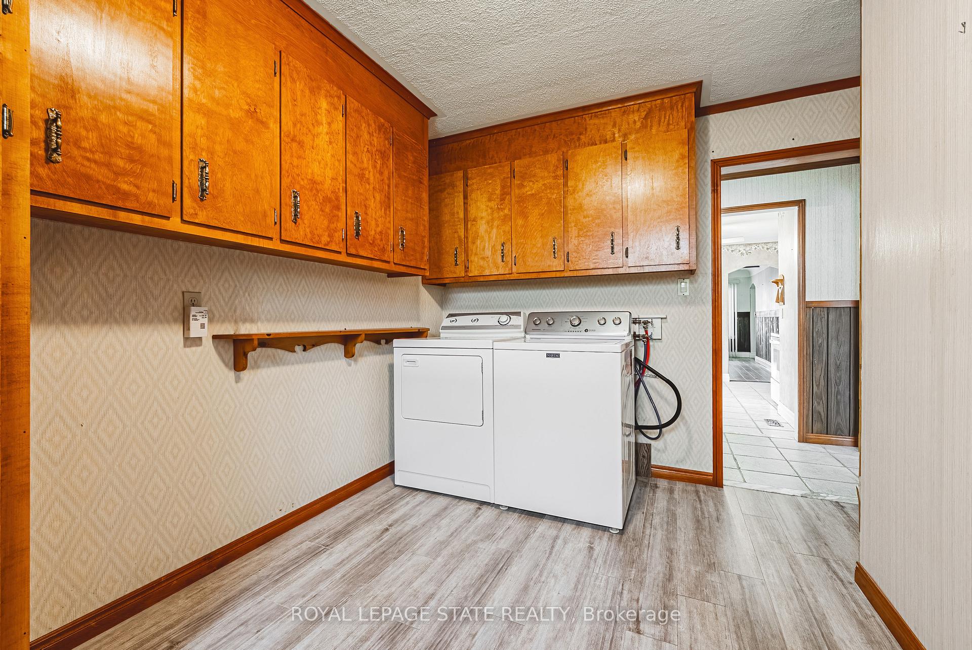 Photo 30 of 108 East 44th Street, Hamilton, Sunninghill — HOMEH
