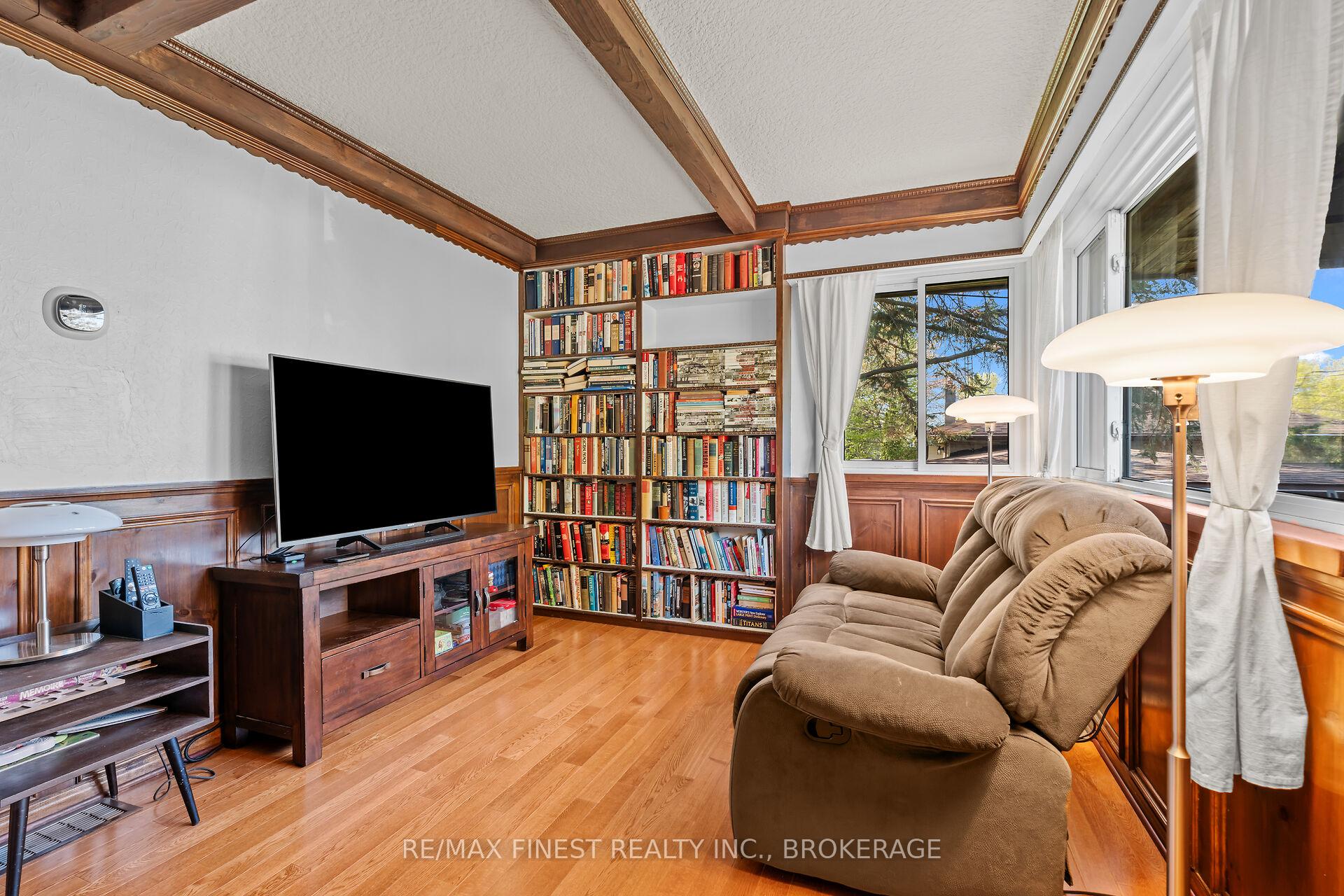 Photo 12 of 355 Lakeview Avenue, Kingston, City Southwest — HOMEH