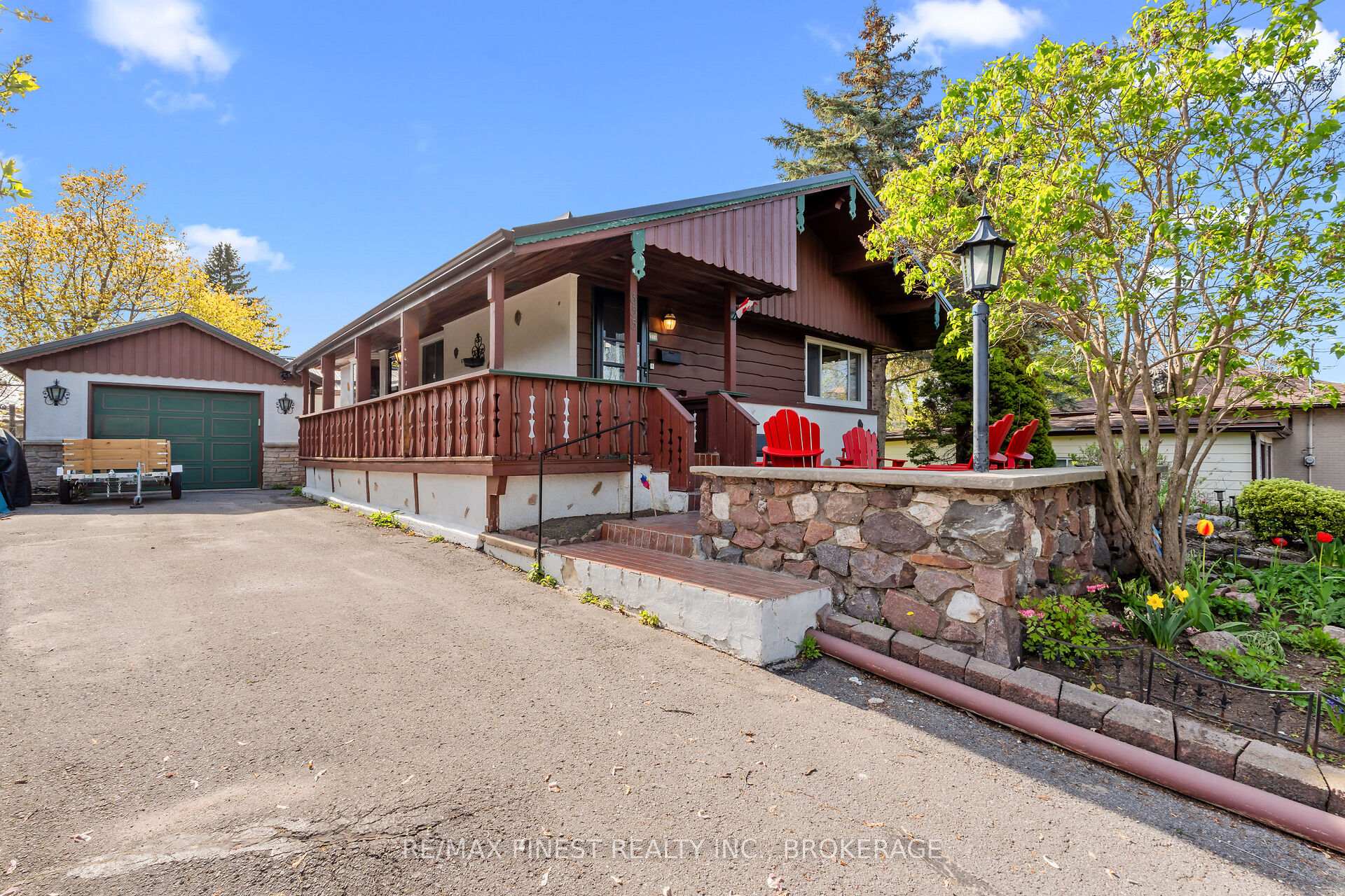 Photo 2 of 355 Lakeview Avenue, Kingston, City Southwest — HOMEH