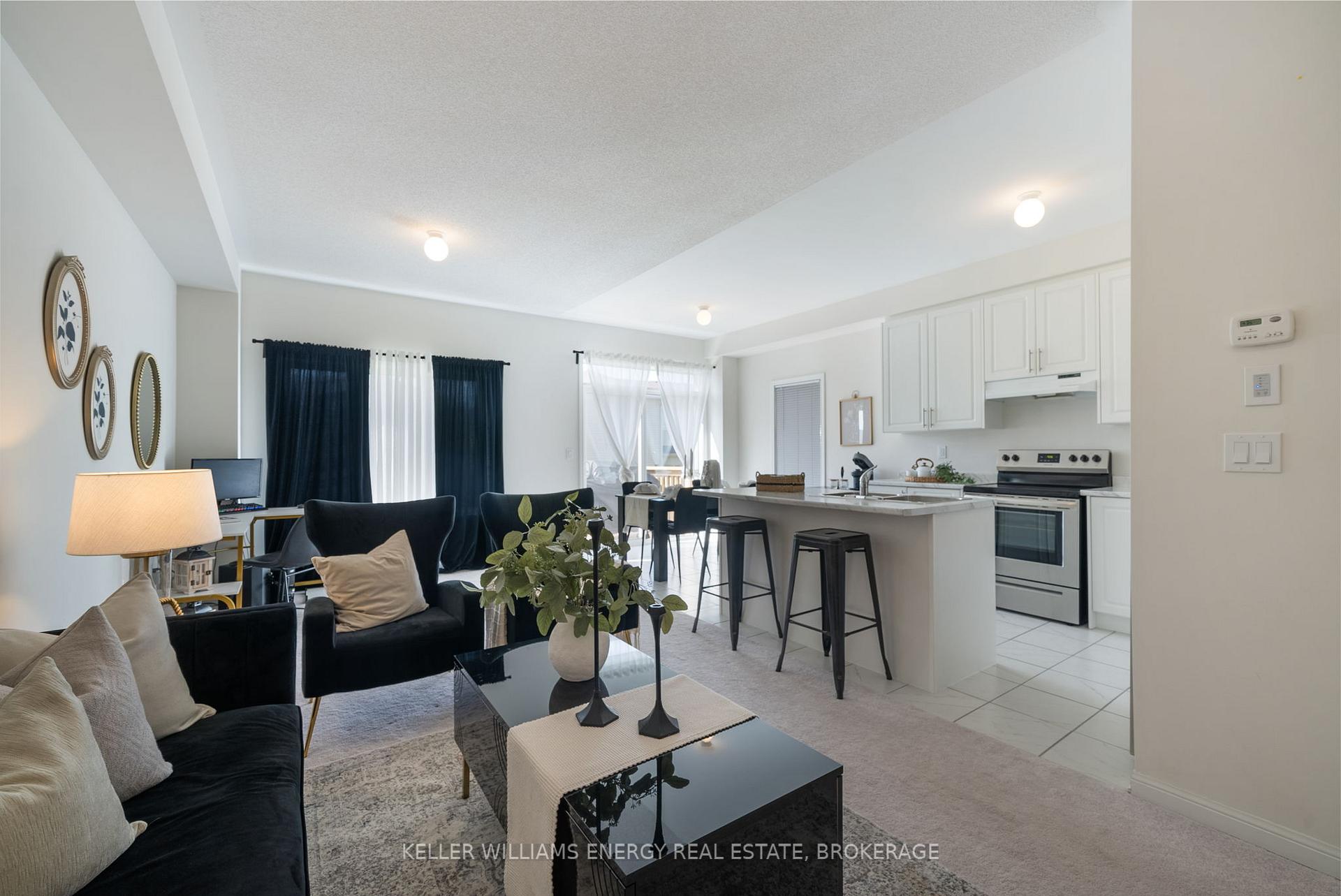 Photo 4 of 313 Windfields Farm Drive E, Oshawa, Windfields — HOMEH