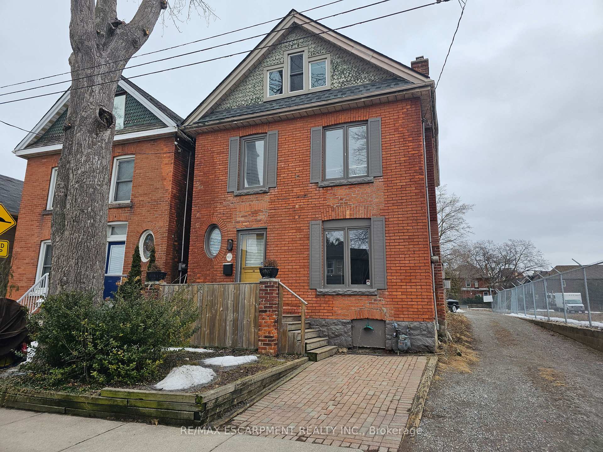 Front of 63 New Street