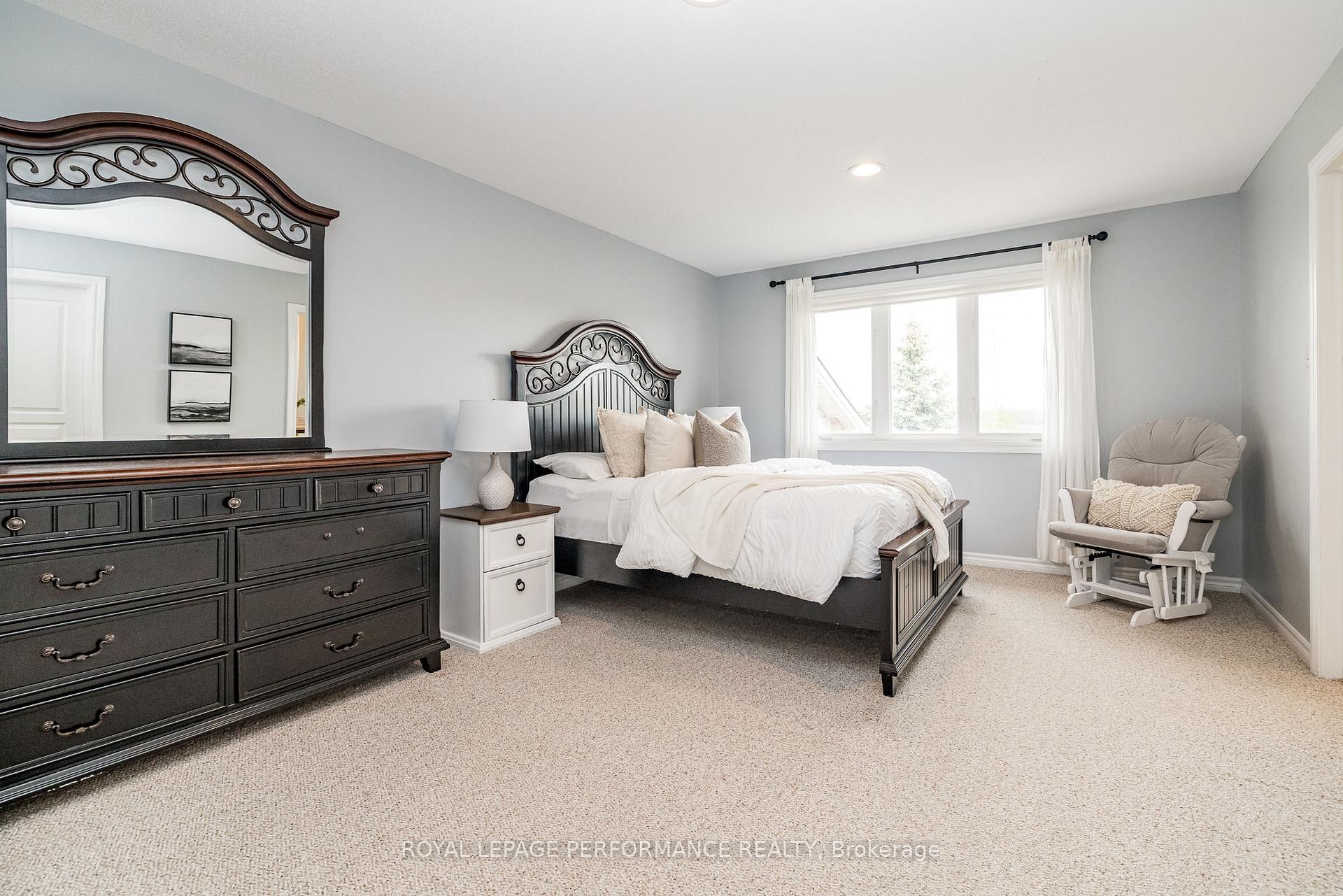 Photo 39 of 200 Eye Bright Crescent, Ottawa, Riverside South/Gloucester Glen — HOMEH