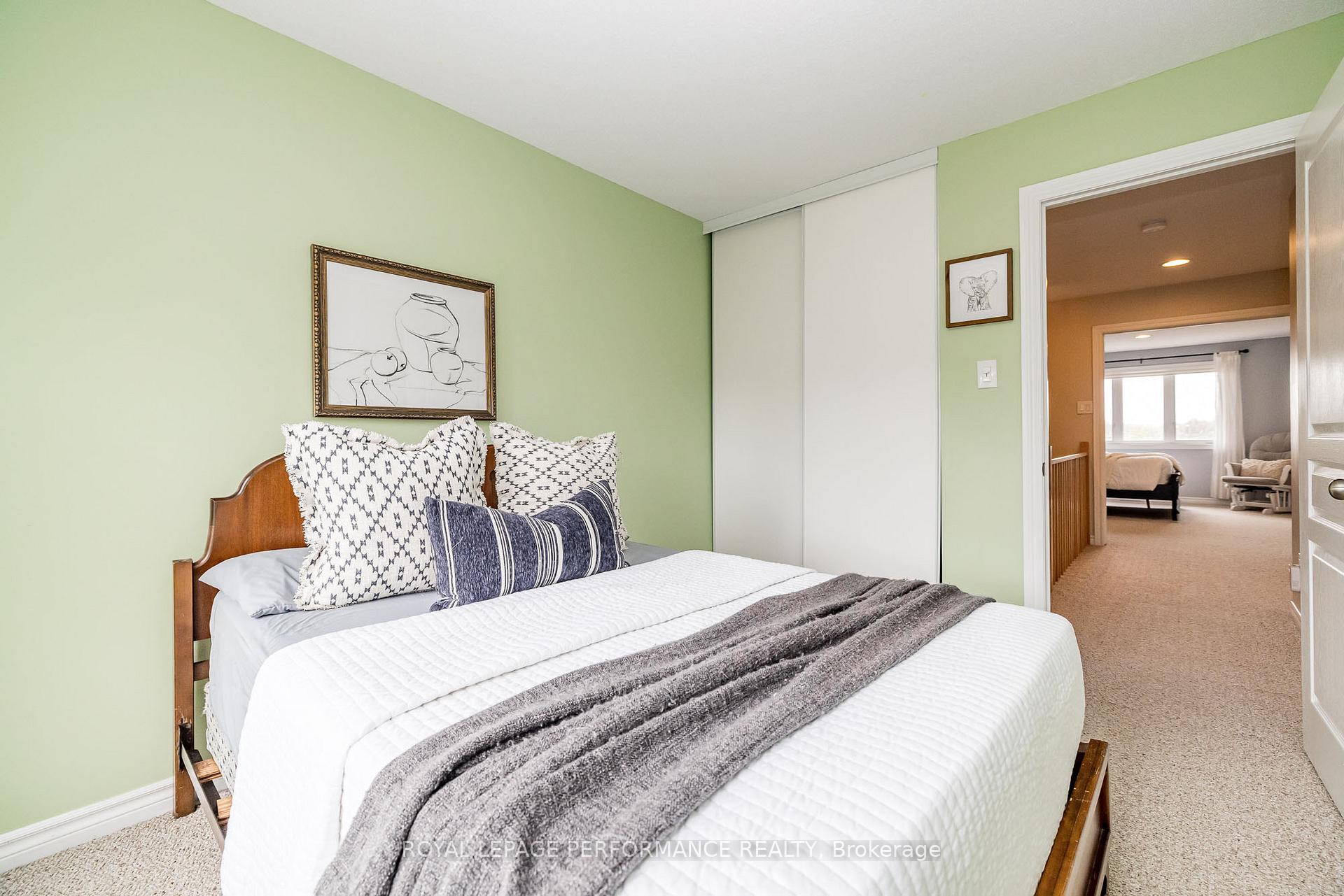Photo 64 of 200 Eye Bright Crescent, Ottawa, Riverside South/Gloucester Glen — HOMEH