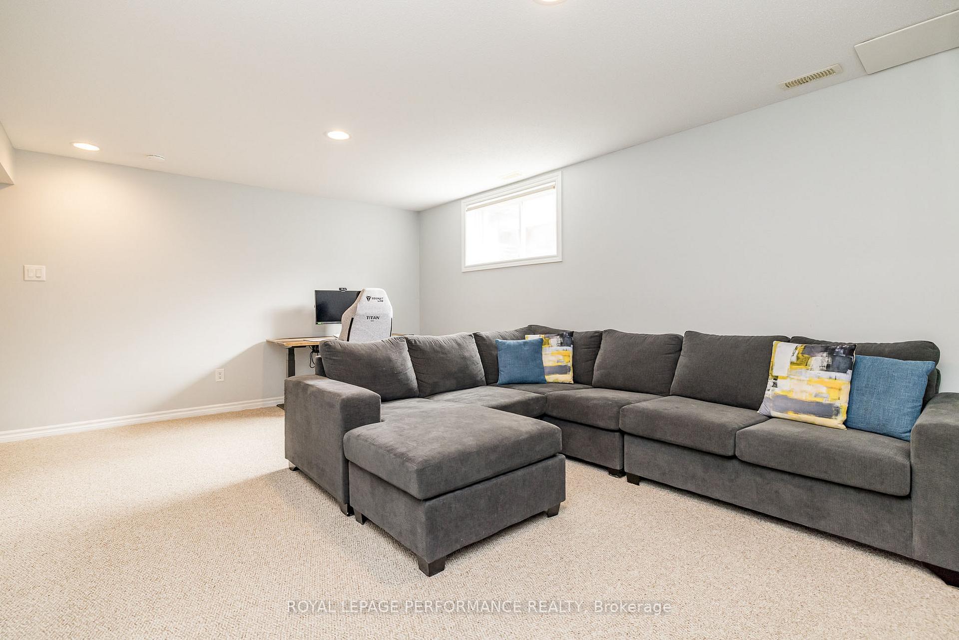 Photo 72 of 200 Eye Bright Crescent, Ottawa, Riverside South/Gloucester Glen — HOMEH
