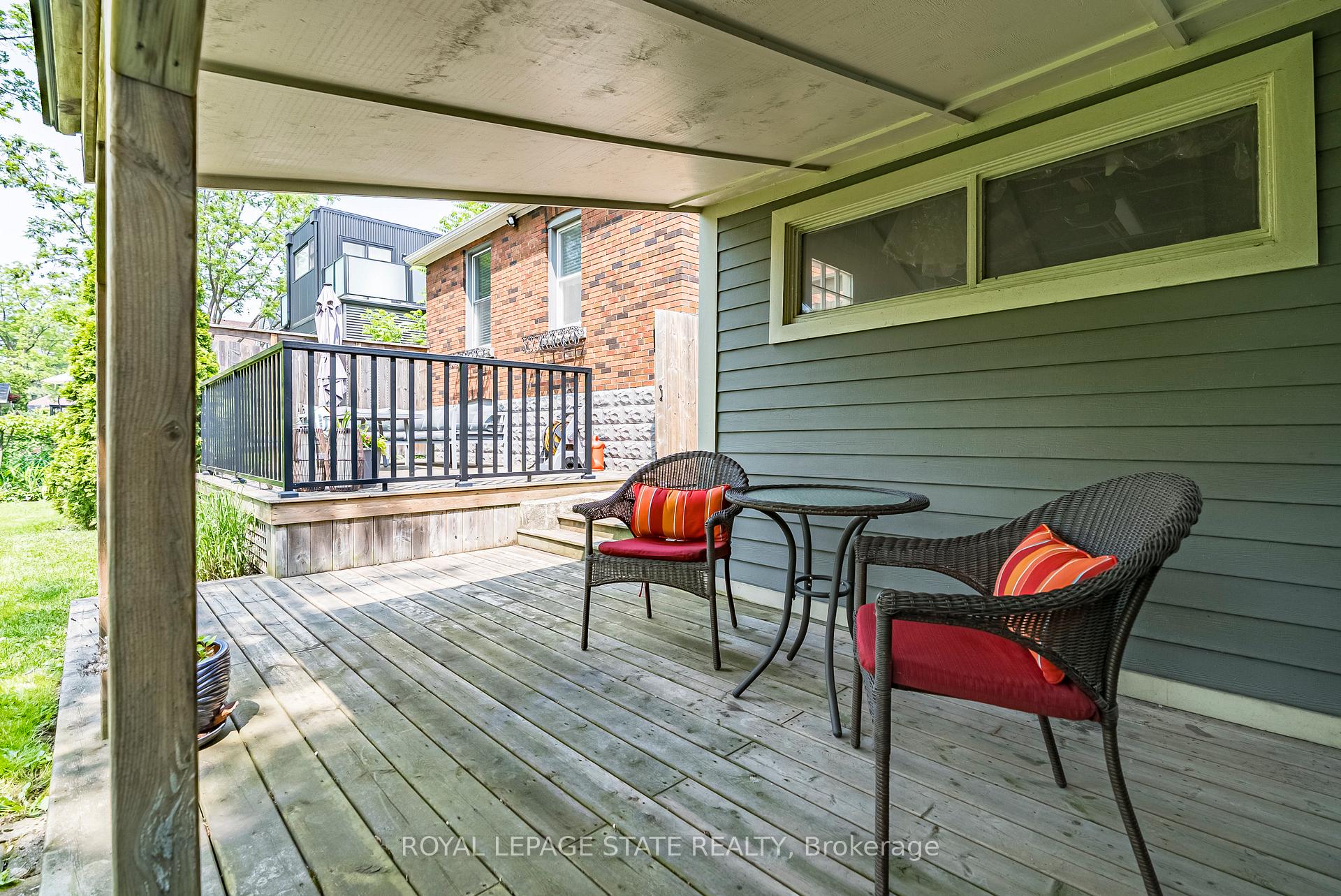 Photo 32 of 64 Highcliffe Avenue, Hamilton, Centremount — HOMEH