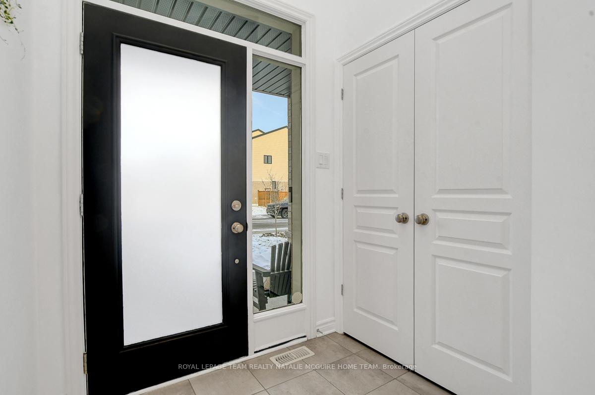 Photo 2 of 212 Larimar Circle, Ottawa, Riverside South/Gloucester Glen — HOMEH