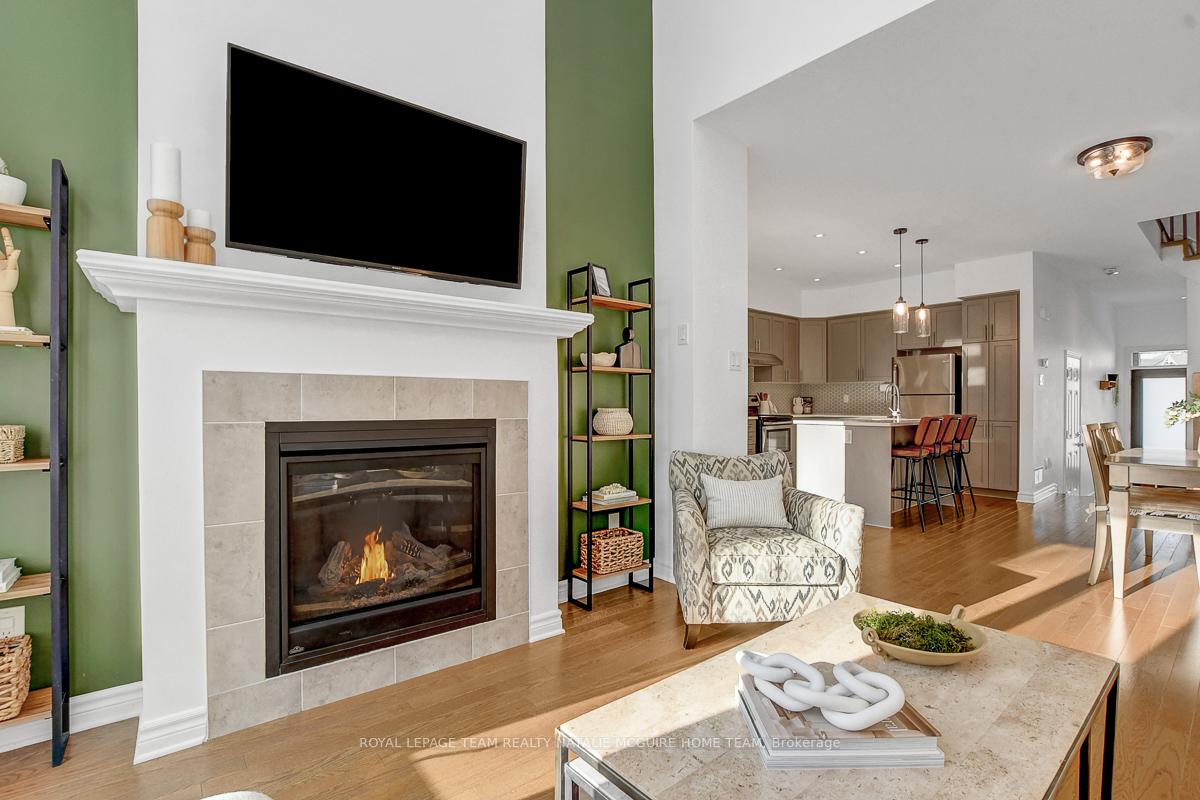 Photo 10 of 212 Larimar Circle, Ottawa, Riverside South/Gloucester Glen — HOMEH