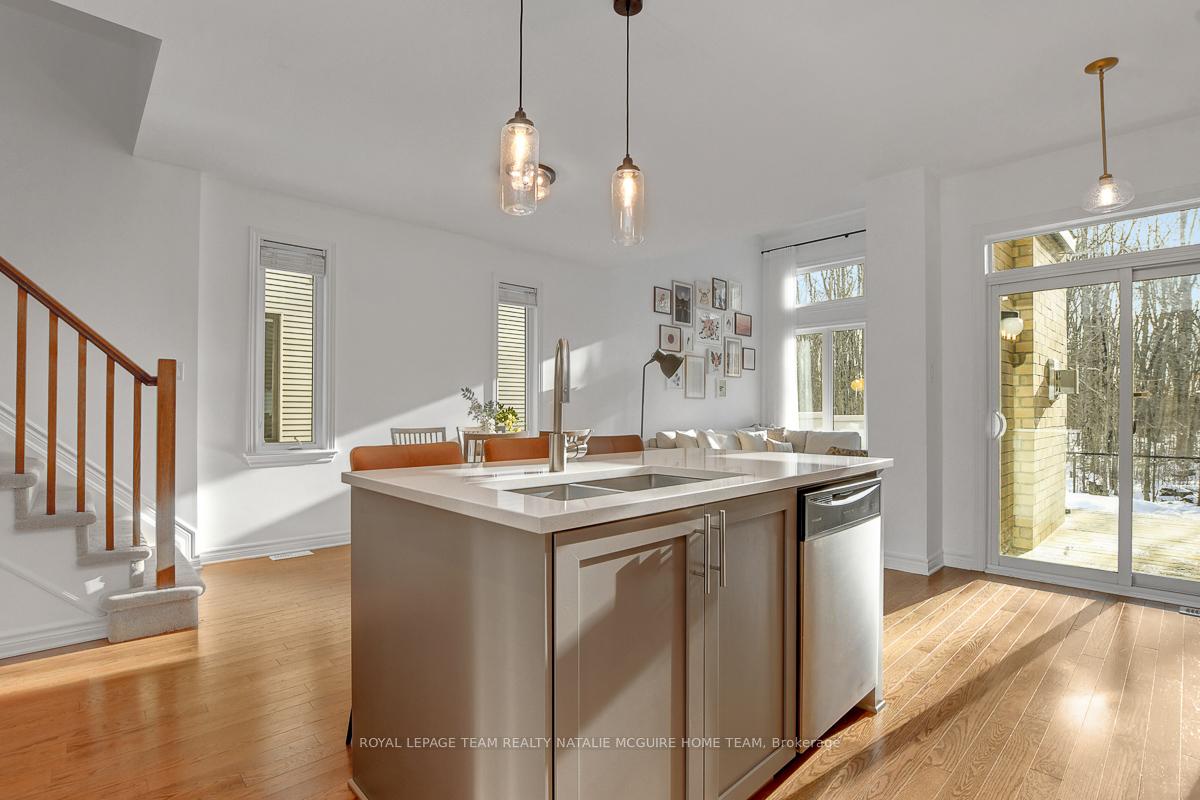 Photo 12 of 212 Larimar Circle, Ottawa, Riverside South/Gloucester Glen — HOMEH