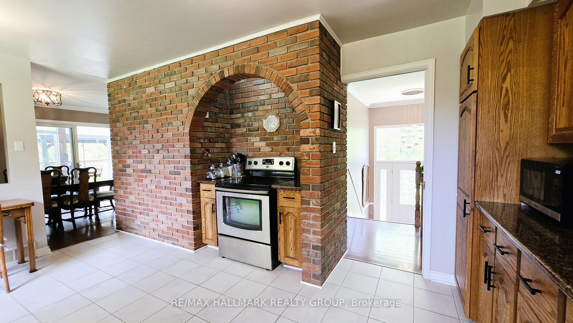 Photo 10 of 3275 Peskett Road, Ottawa, Huntley Ward (South West) — HOMEH