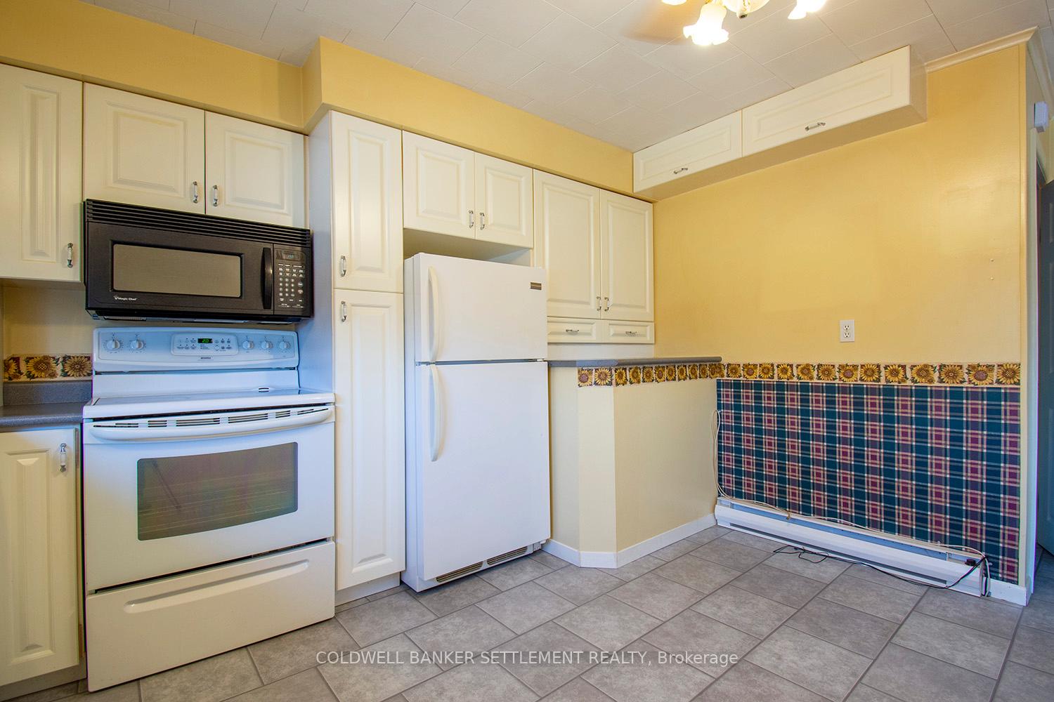 Photo 37 of 14568B Road 38, Central Frontenac — HOMEH
