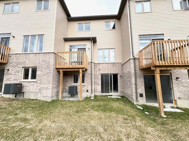 Photo 15 of 315 Windfields Farms Drive E, Oshawa, Windfields — HOMEH