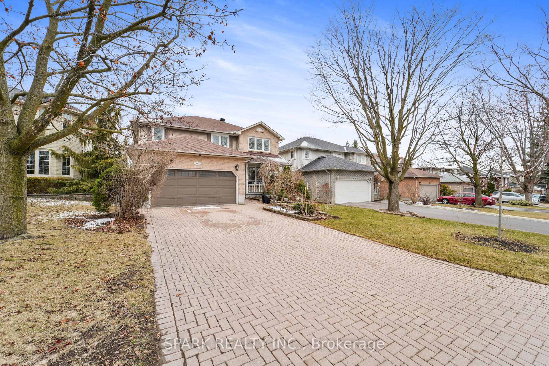 Photo 3 of 547 Peggoty Circle E, Oshawa, Eastdale — HOMEH