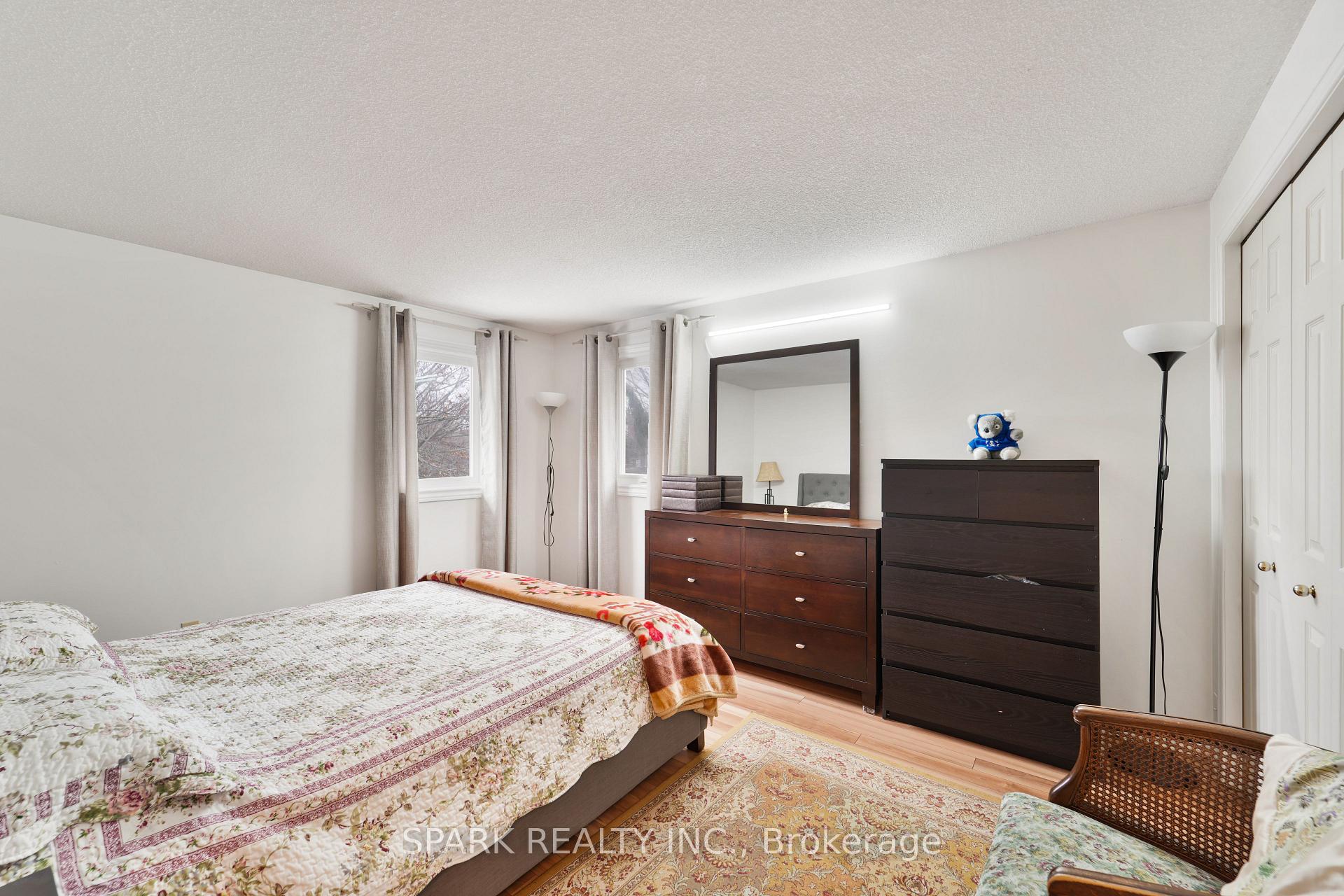 Photo 24 of 547 Peggoty Circle E, Oshawa, Eastdale — HOMEH