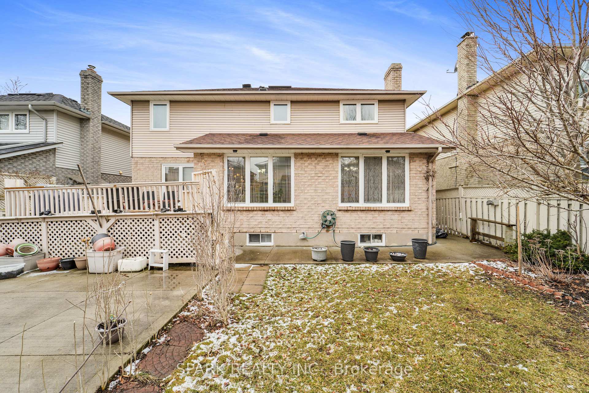 Photo 26 of 547 Peggoty Circle E, Oshawa, Eastdale — HOMEH