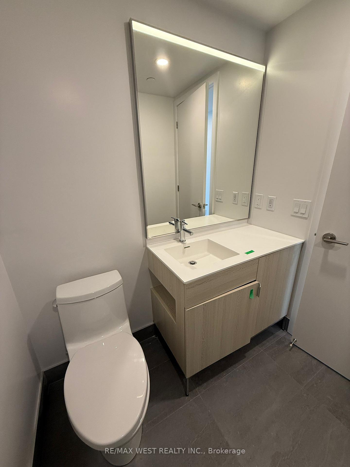 Photo 6 of Unit PH15, 28 Eastern Avenue, Toronto, Moss Park — HOMEH