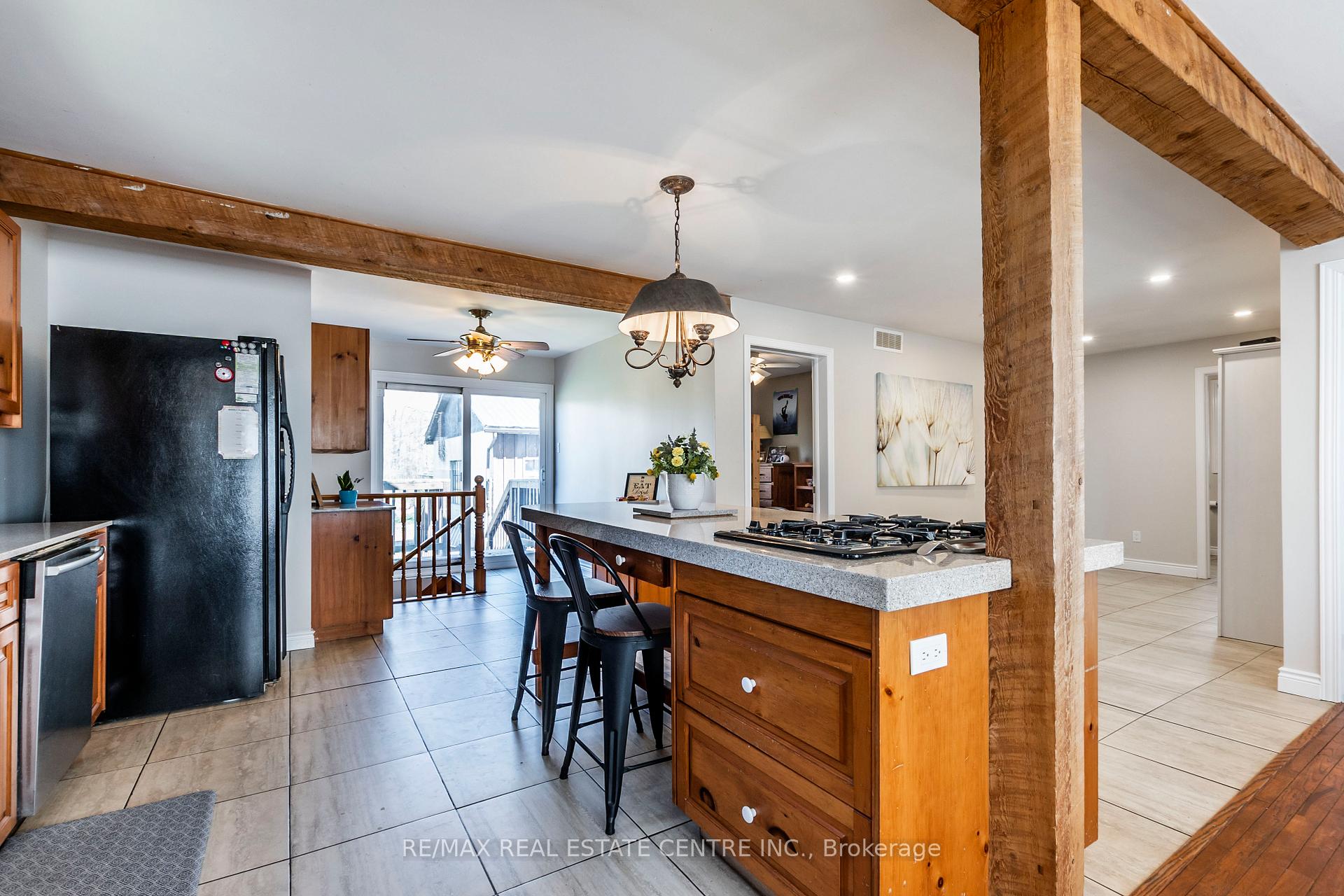 Photo 12 of 4169 Concession 11, Puslinch, Rural Puslinch East — HOMEH