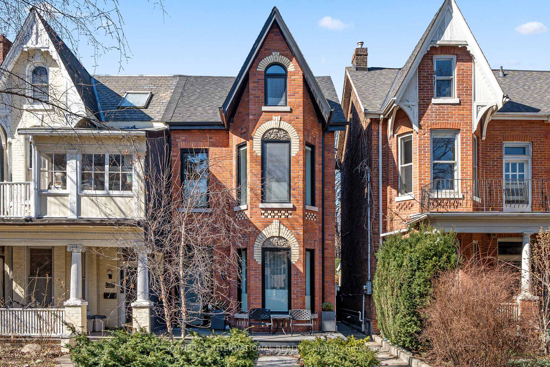 Front of 410 Euclid Avenue